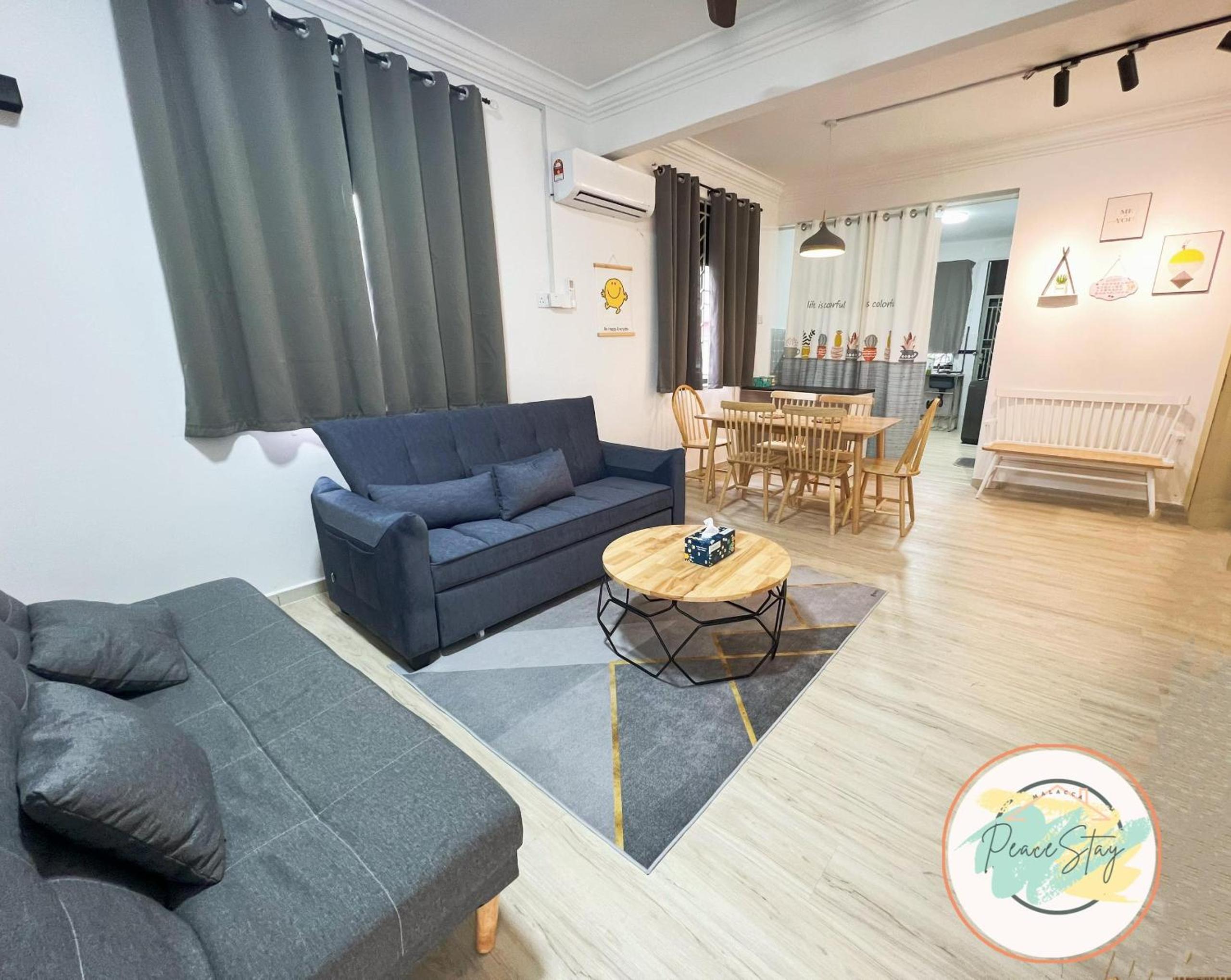 Melaka Town 5min to Mahkota Parade Peacestay 3BR 7-10 Pax Bandar Hilir photo 1