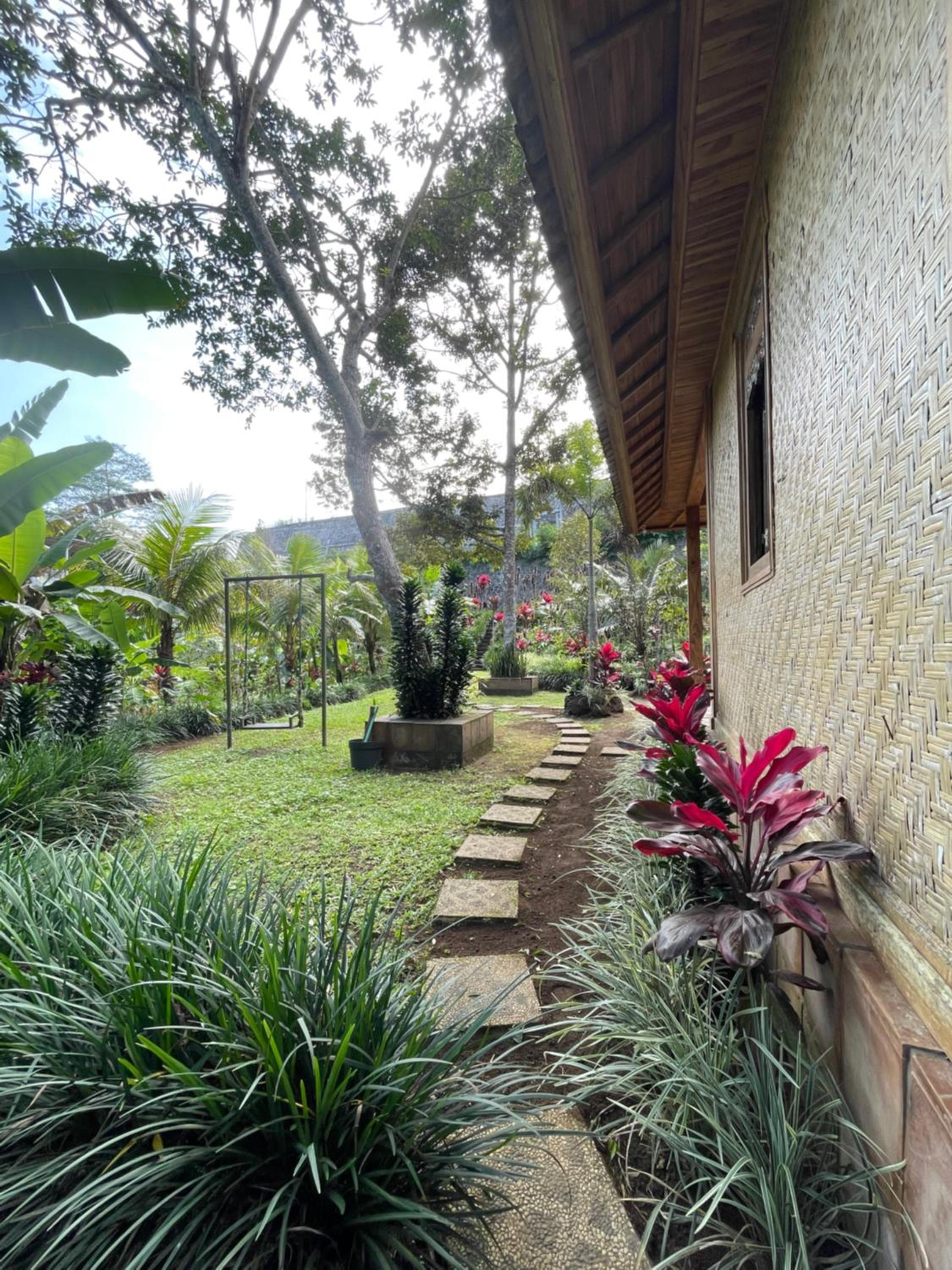 Manada Villa Homestay
