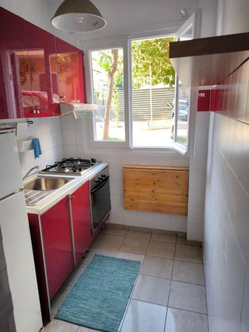 Apartment 50 meters from the beach view 4