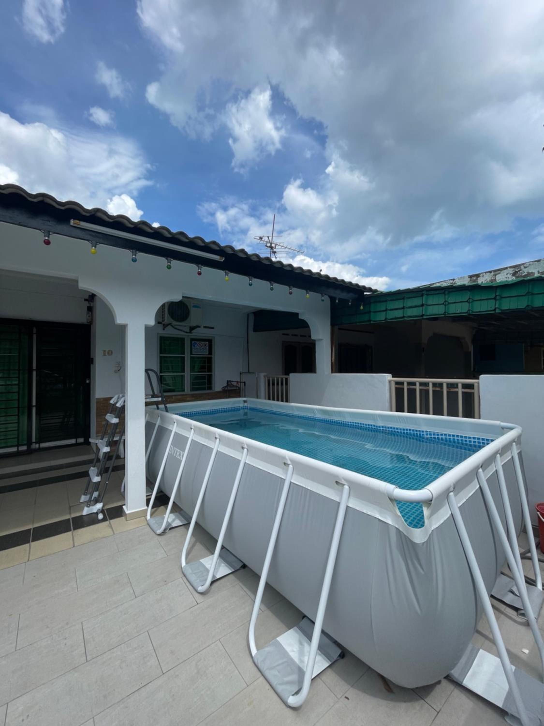 HOMESTAY PANDAN 10 photo 2