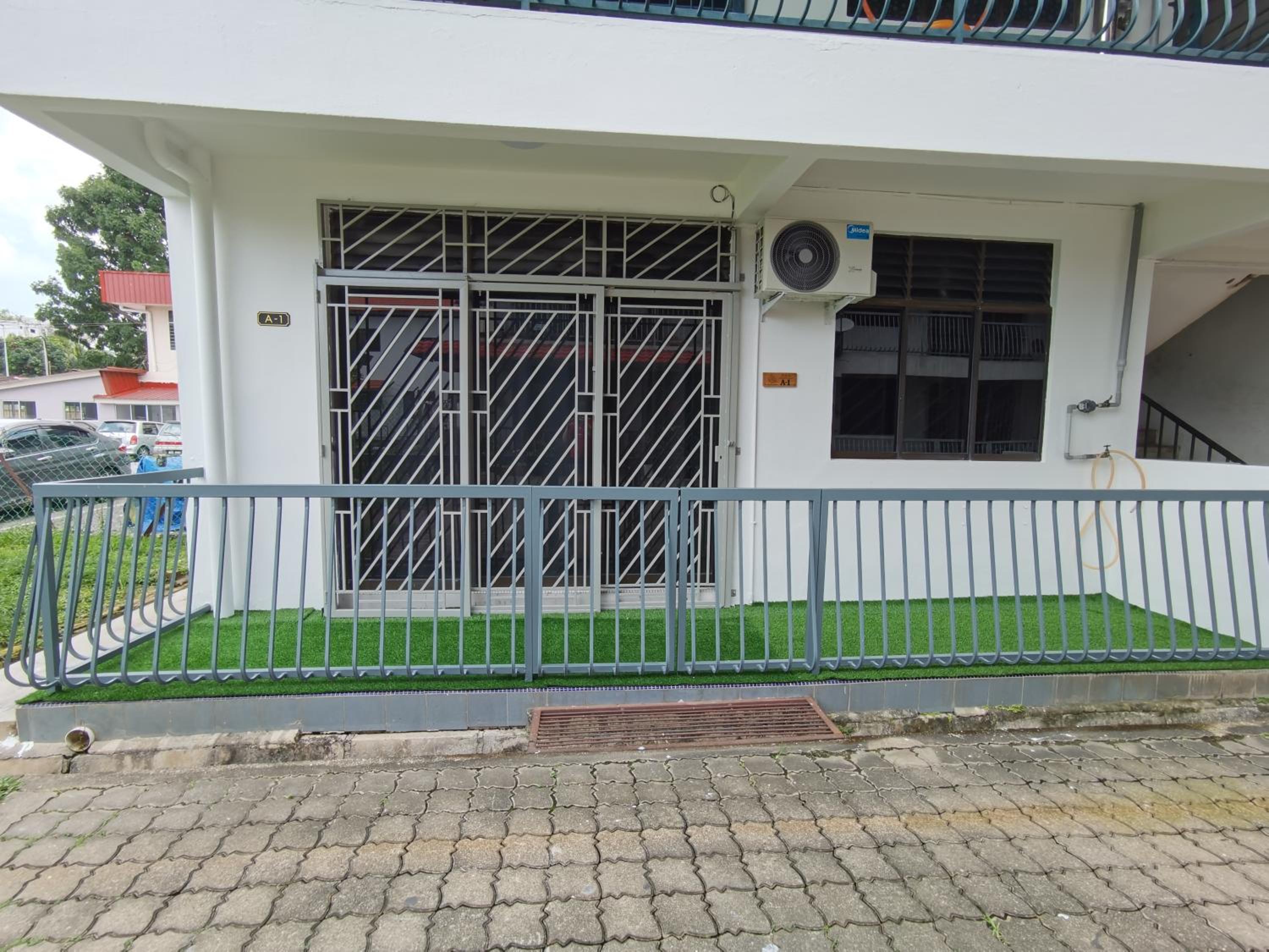 Melaka Town 5min to Mahkota Parade Peacestay 3BR 7-10 Pax Bandar Hilir photo 5