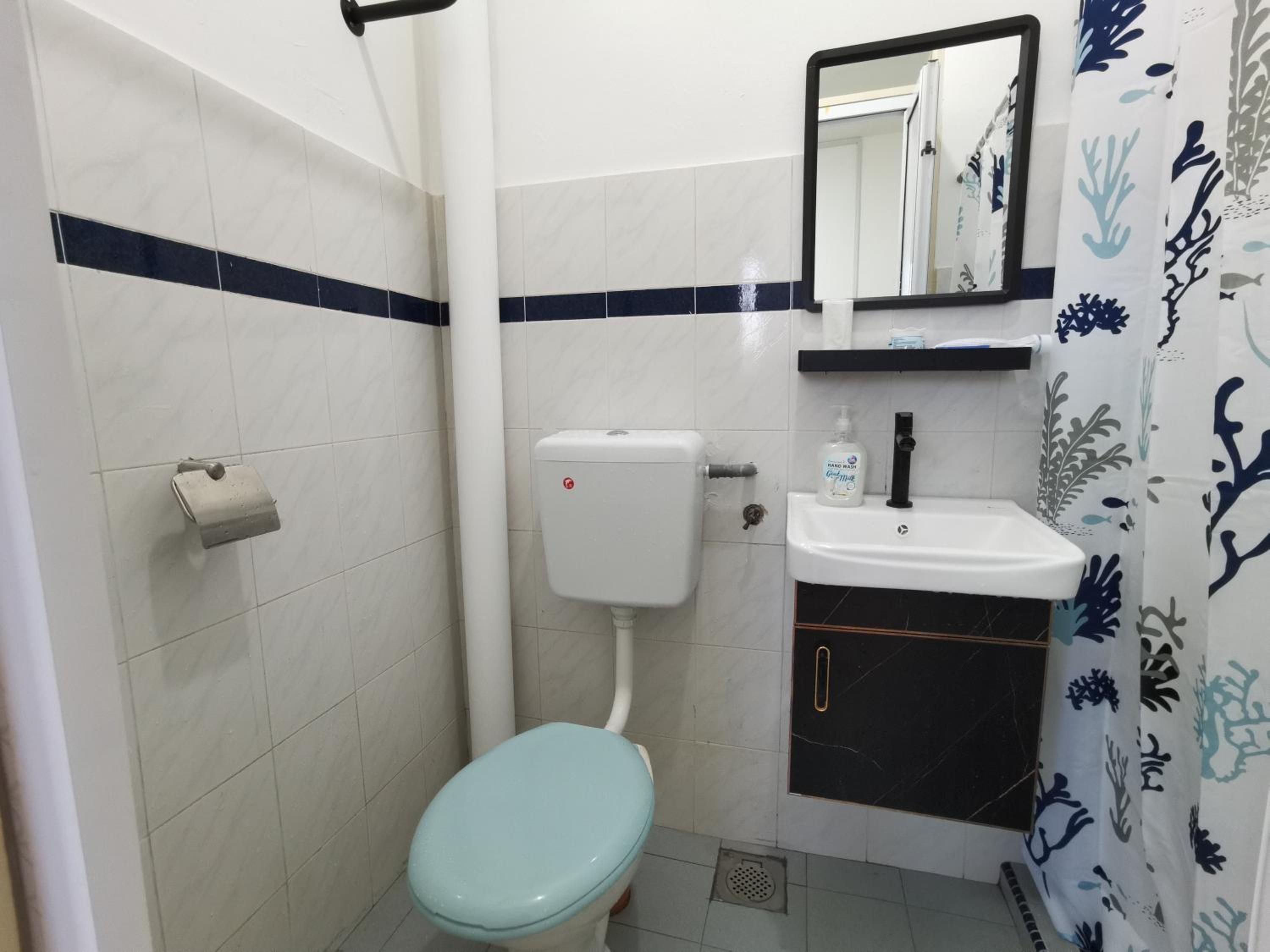 Melaka Town 5min to Mahkota Parade Peacestay 3BR 7-10 Pax Bandar Hilir photo 3