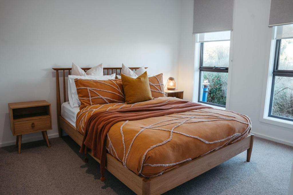 Southern Pause Port Campbell
