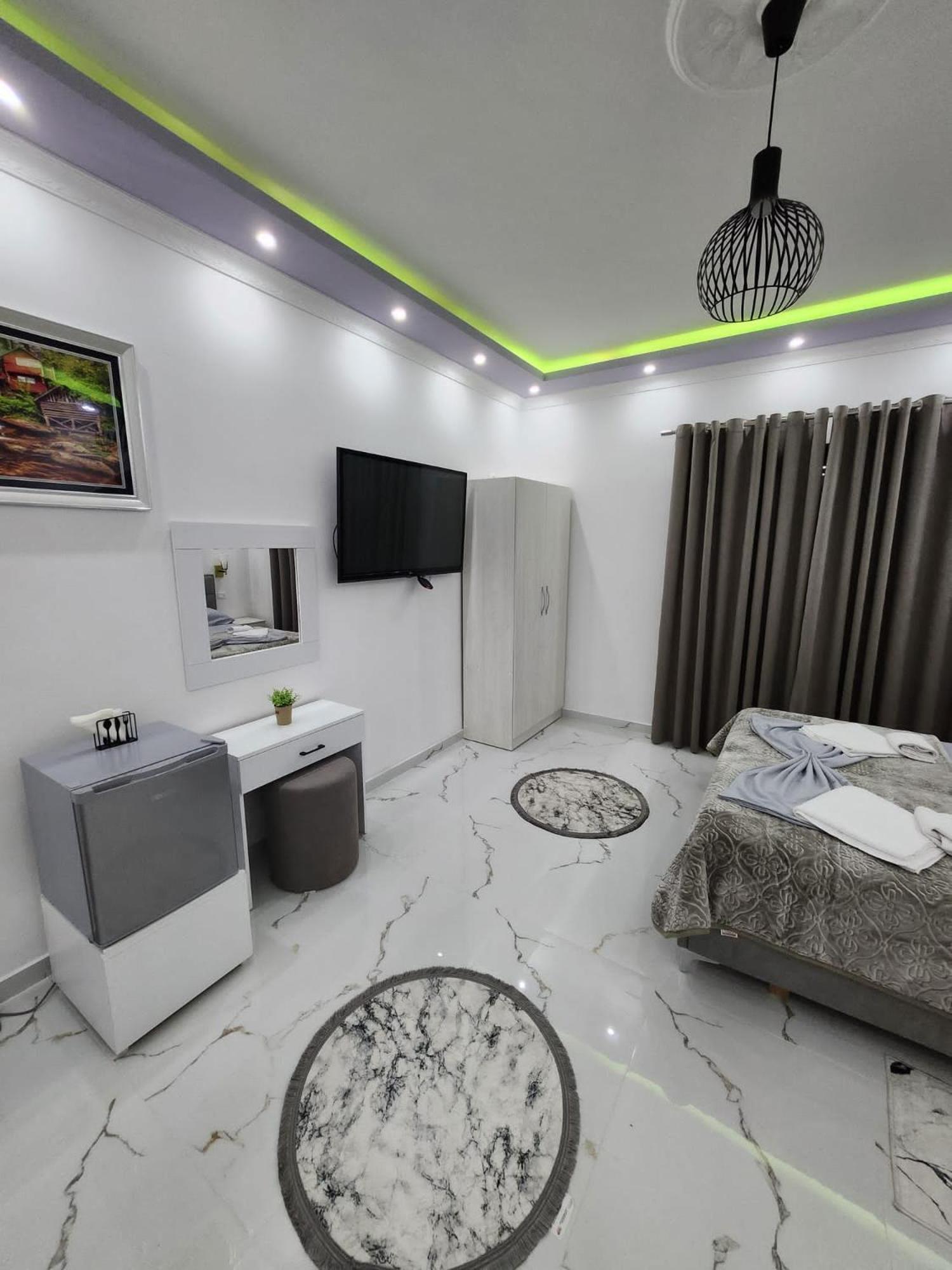HOTEL Casa Vacanze SHIROKE
