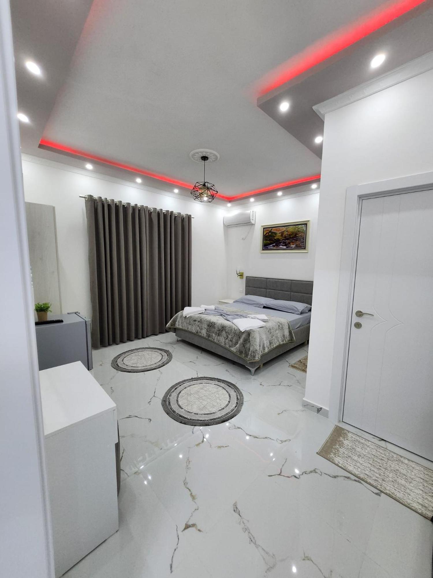 HOTEL Casa Vacanze SHIROKE