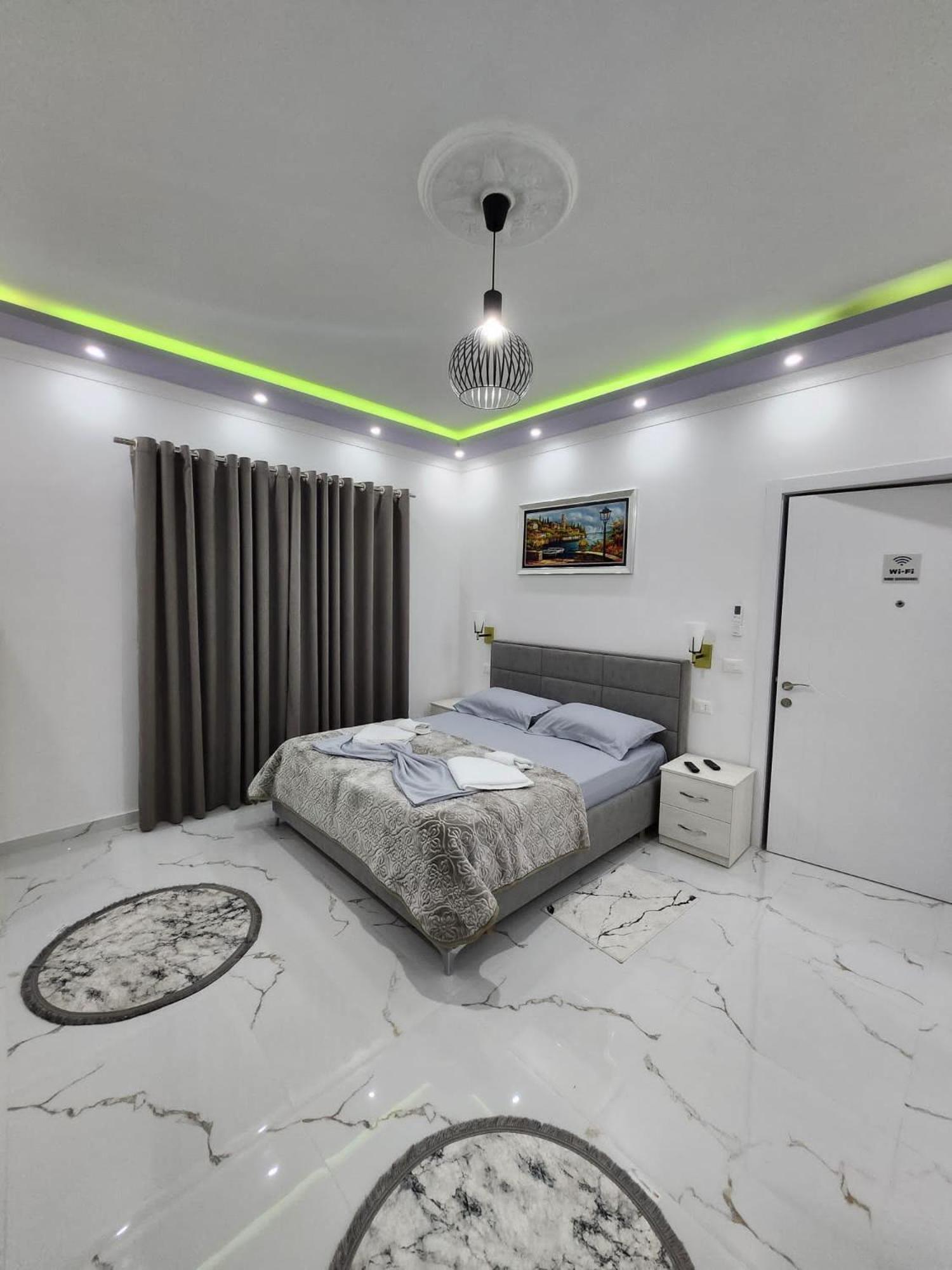 HOTEL Casa Vacanze SHIROKE
