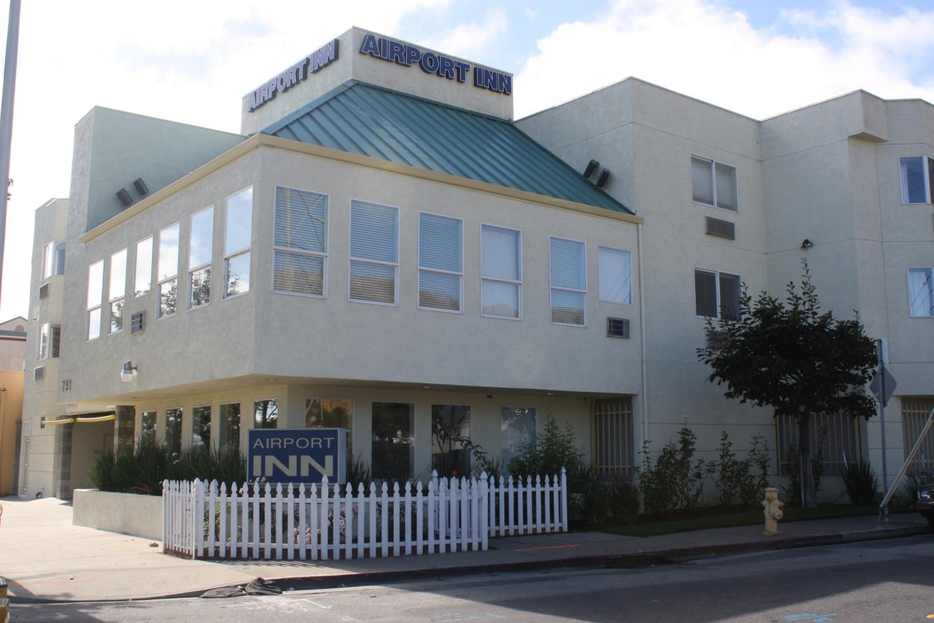 Airport Inn
