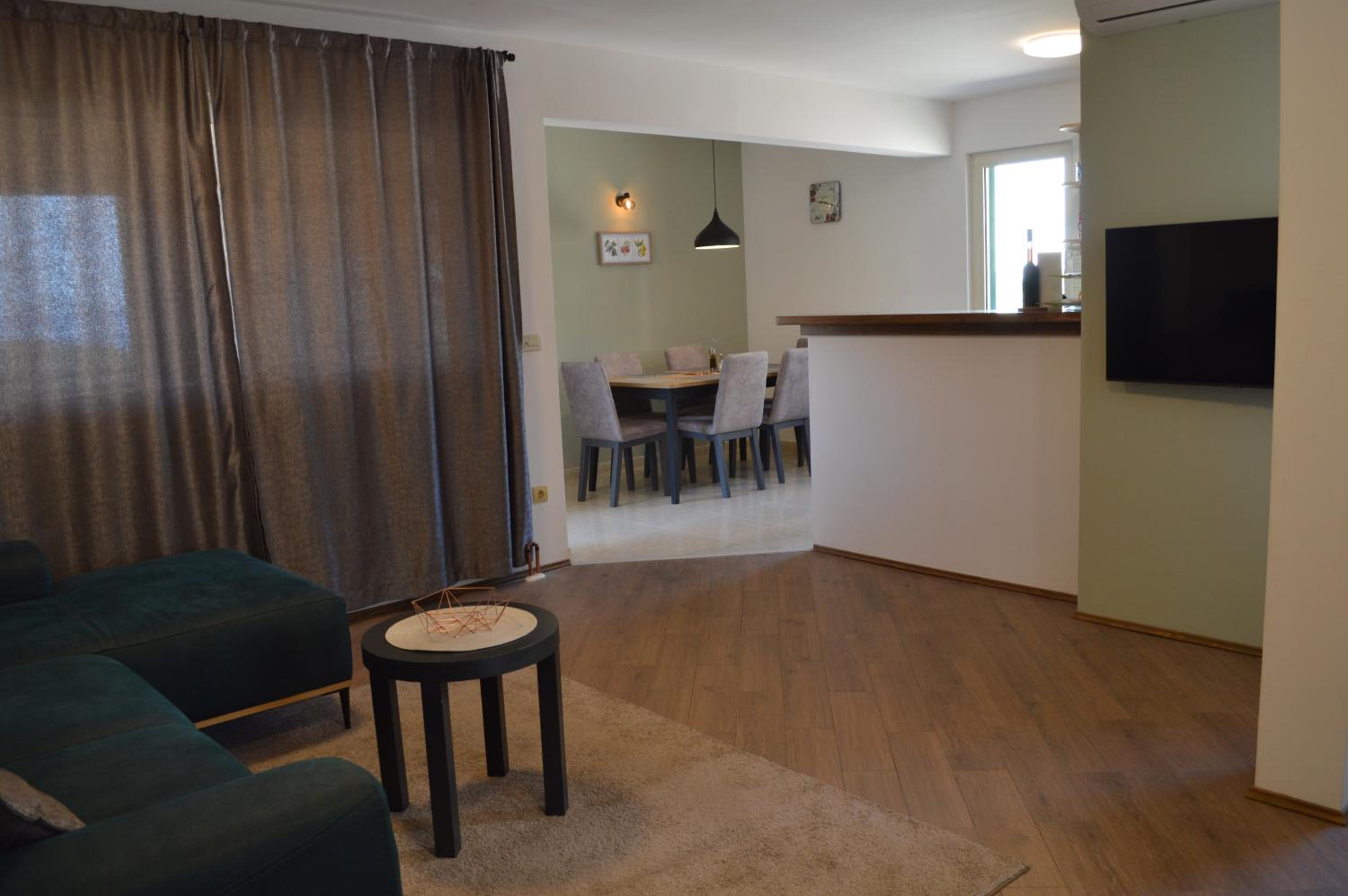 Apartment Garden View Makarska
