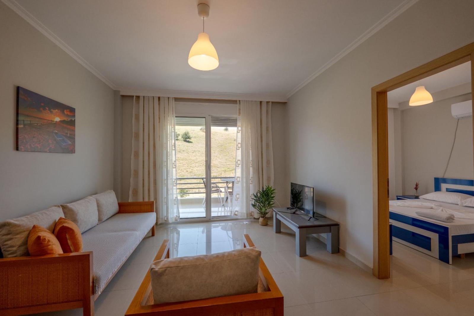 Llamani Apartments