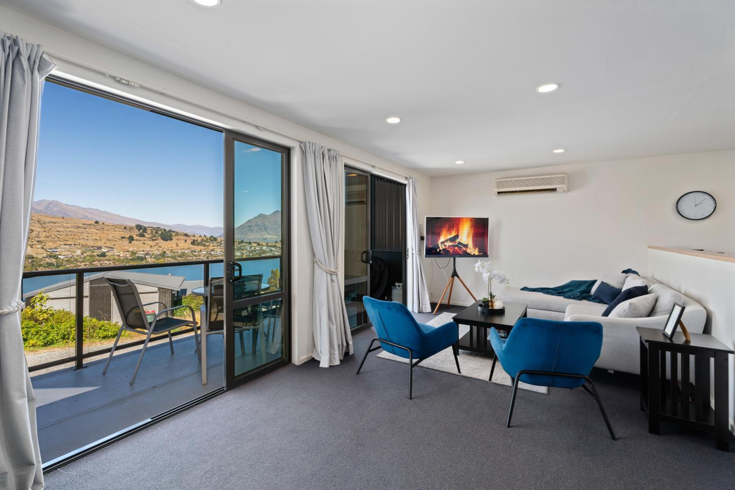 Goldfield Holiday Home view 5