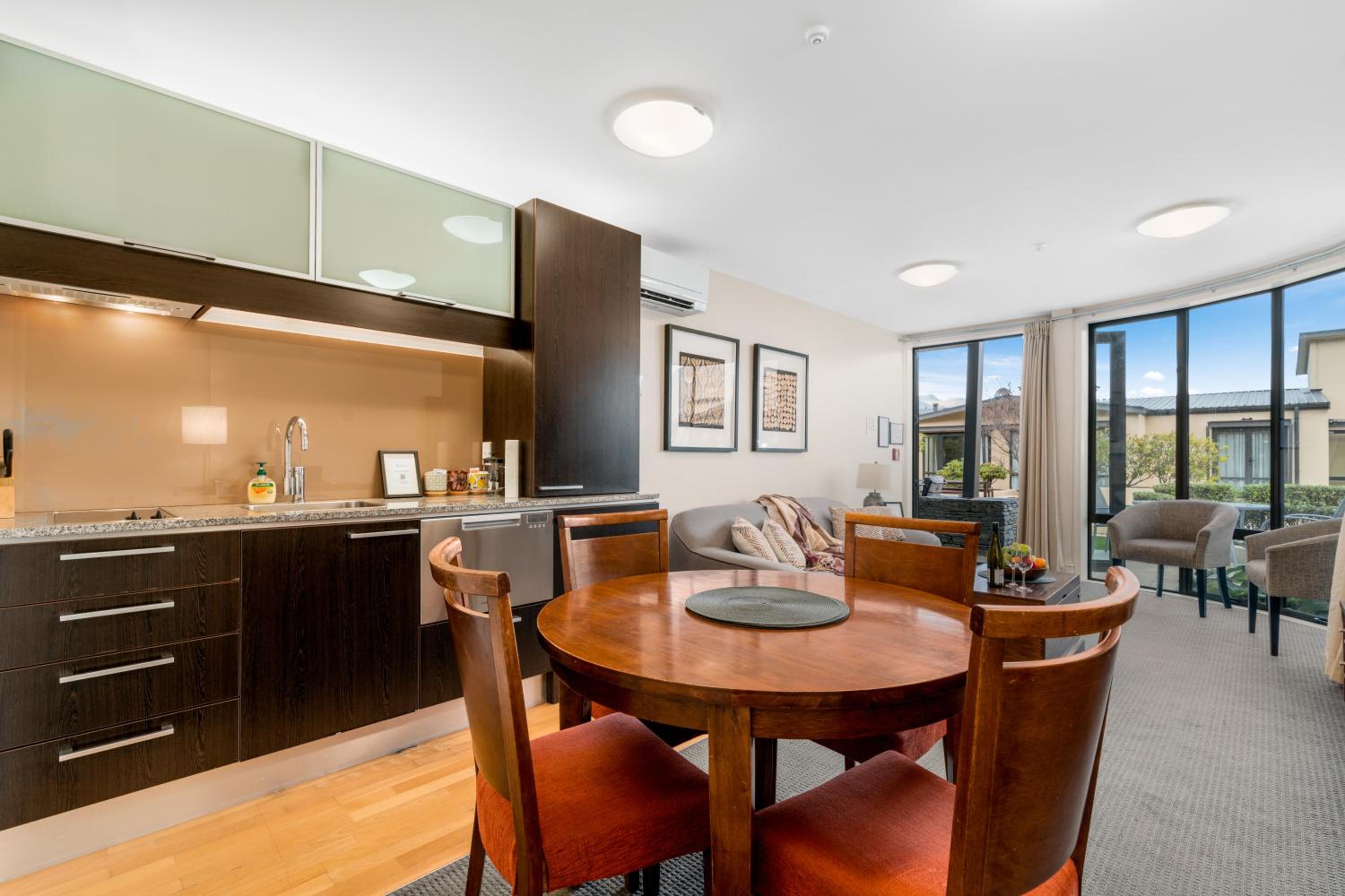 The Beacon - 2 Bedroom Town Center Apartment view 3