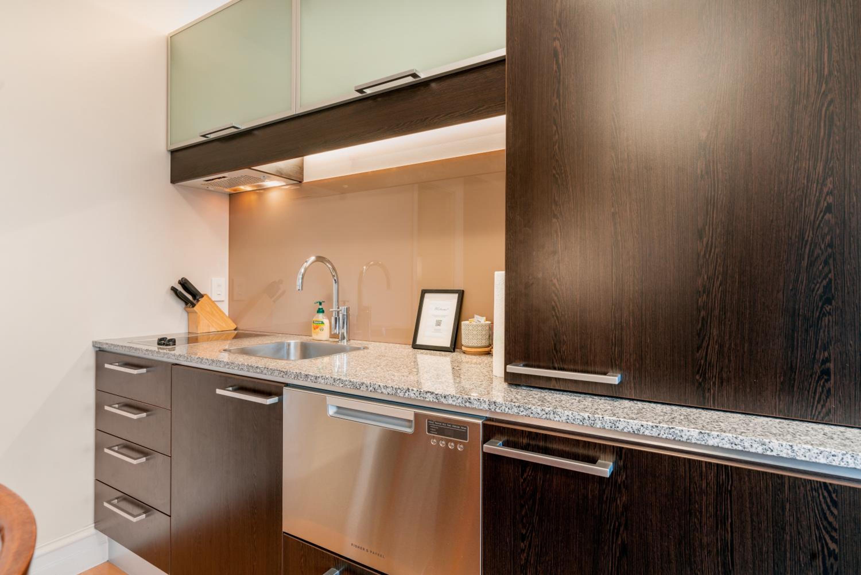 The Beacon - 2 Bedroom Town Center Apartment view 4