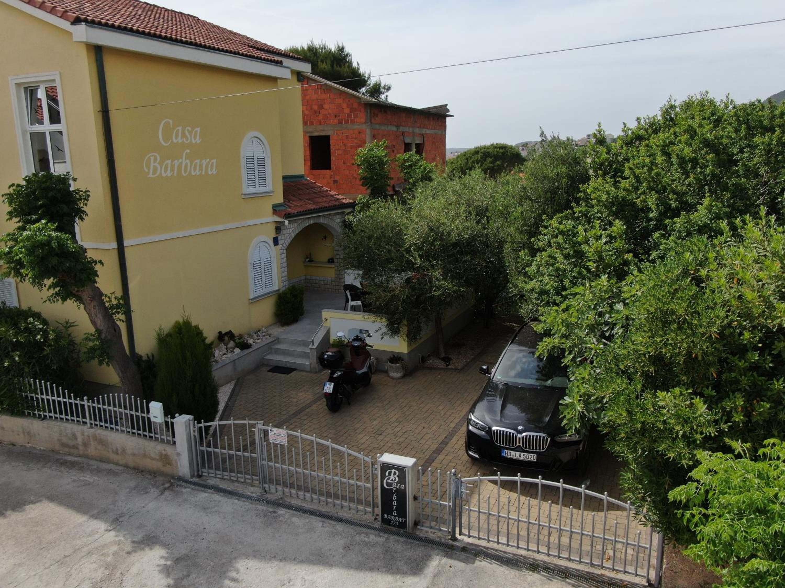Apartments Casa Barbara view 3