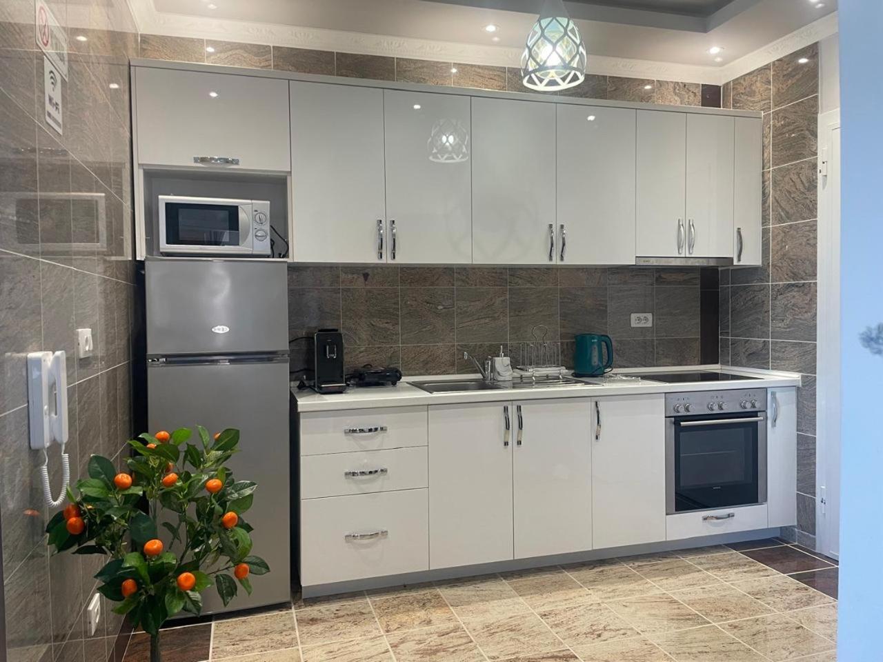 Fishta Apartments Q5 24