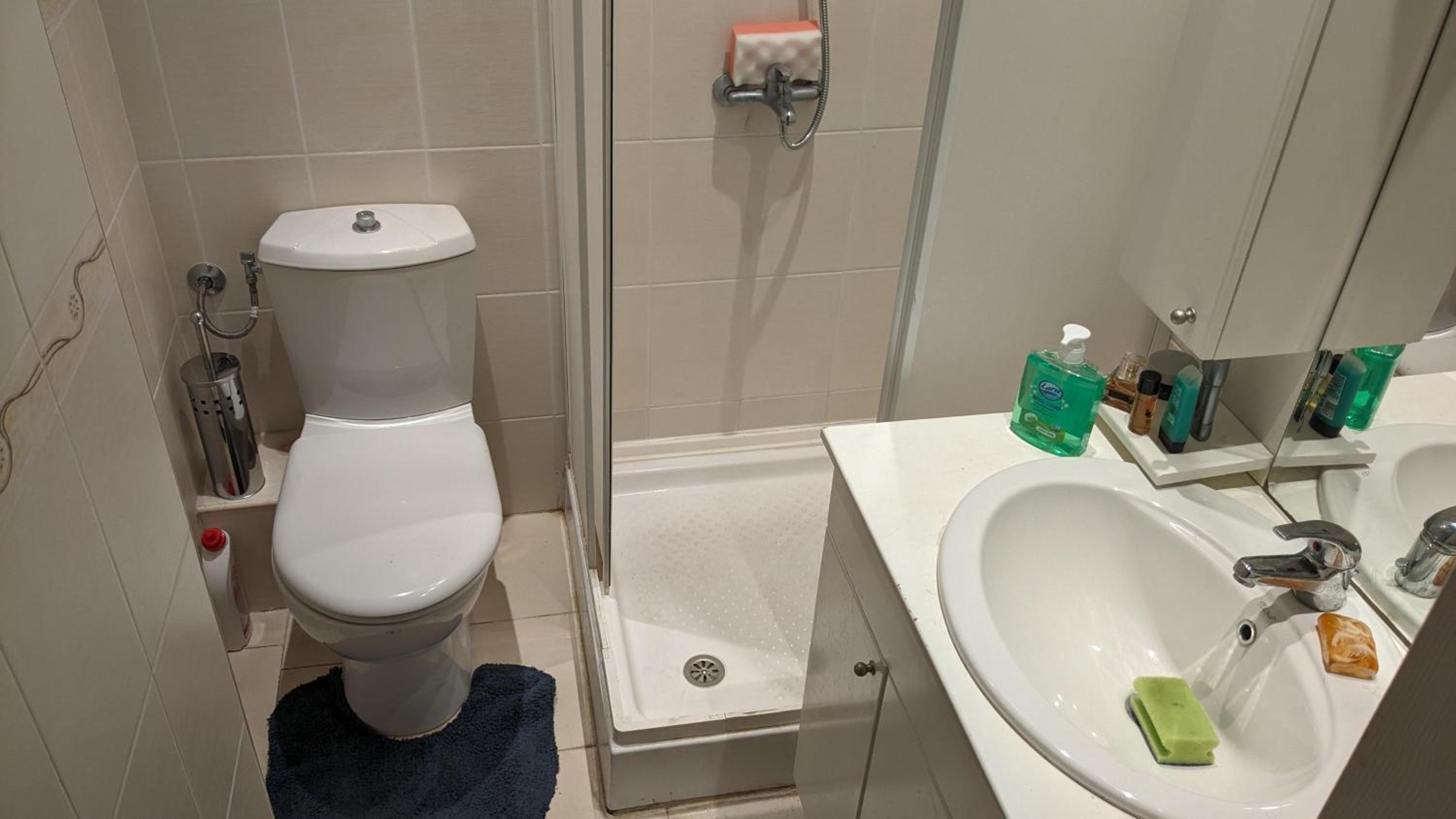 1 Bed Penthouse Sleeps 6 - Outdoor Pool - Garden