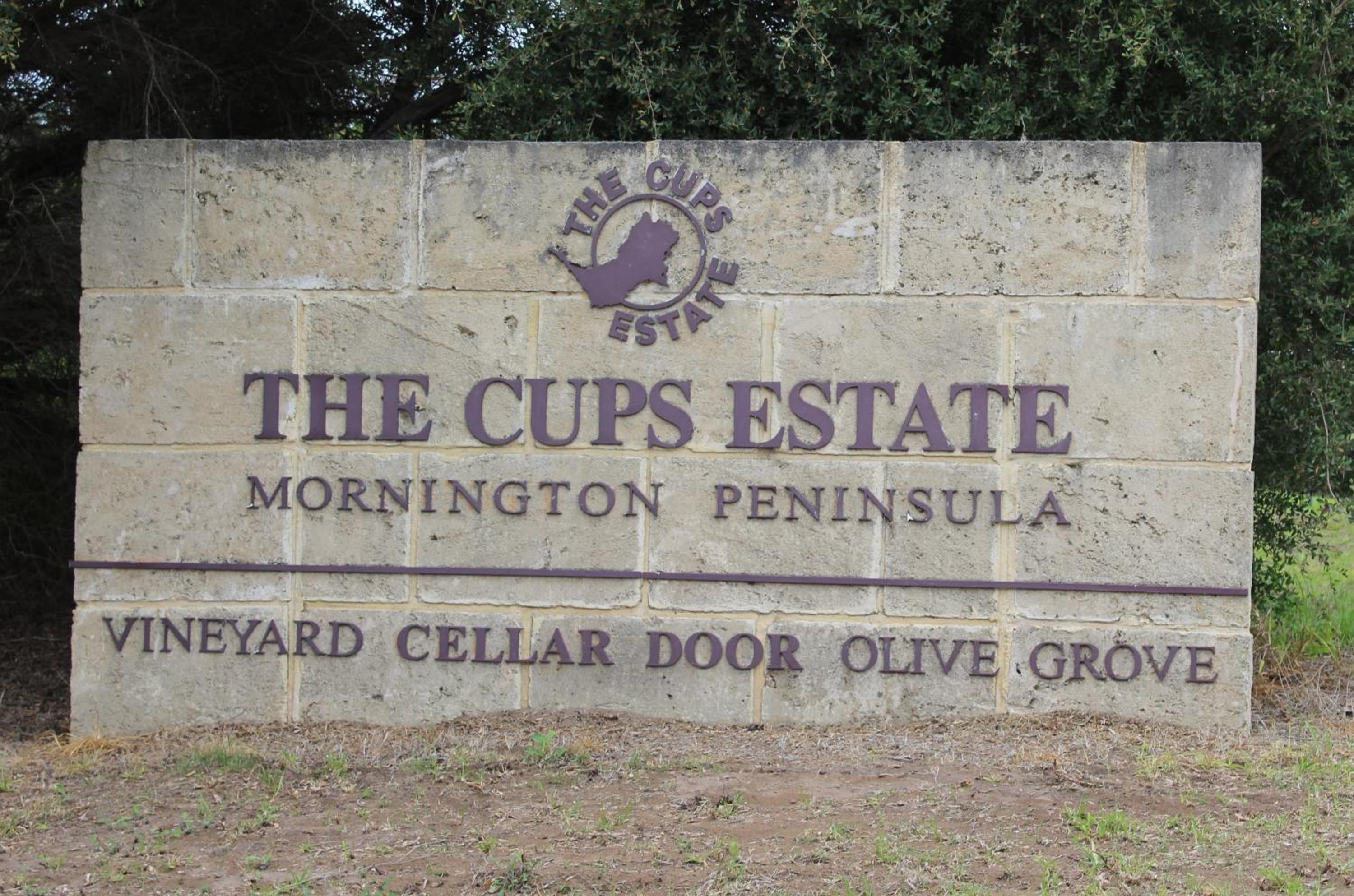 Coastal Cove Retreat - with heated pool near Hot Springs & Golf