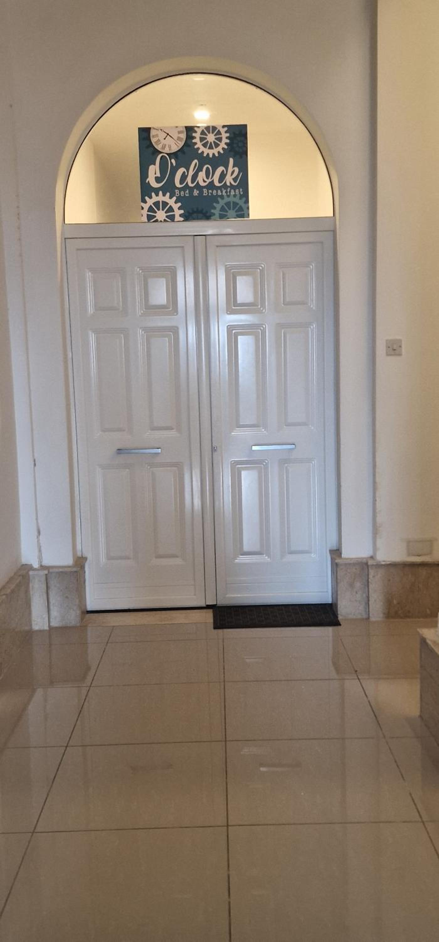 Sliema Central Seafront O'CLOCK B&B MALTA