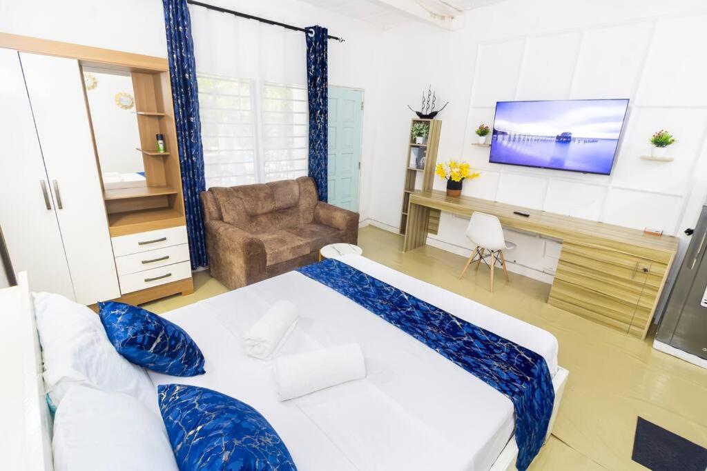 EUNICE'S CLASSY DIANI STUDIO view 2