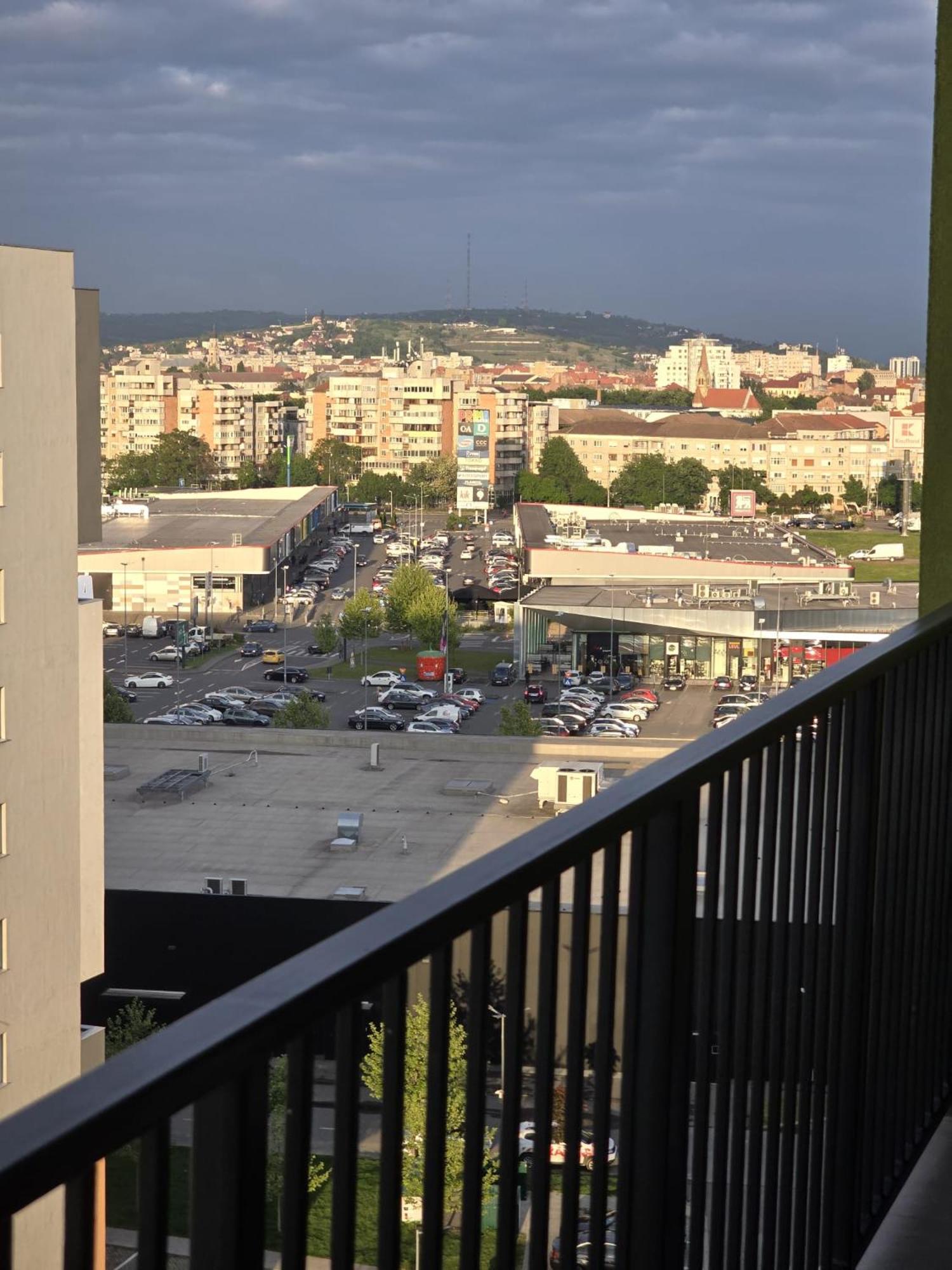 LC View view 3