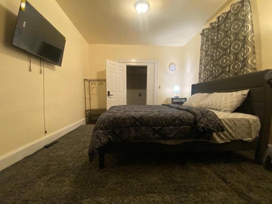 Comfy stay in pikesville Baltimore area view 5