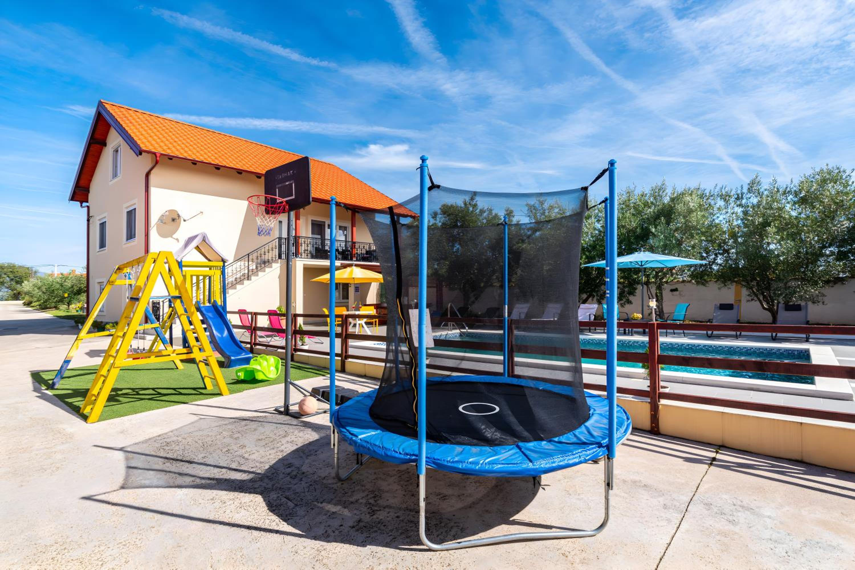 activities & amenities