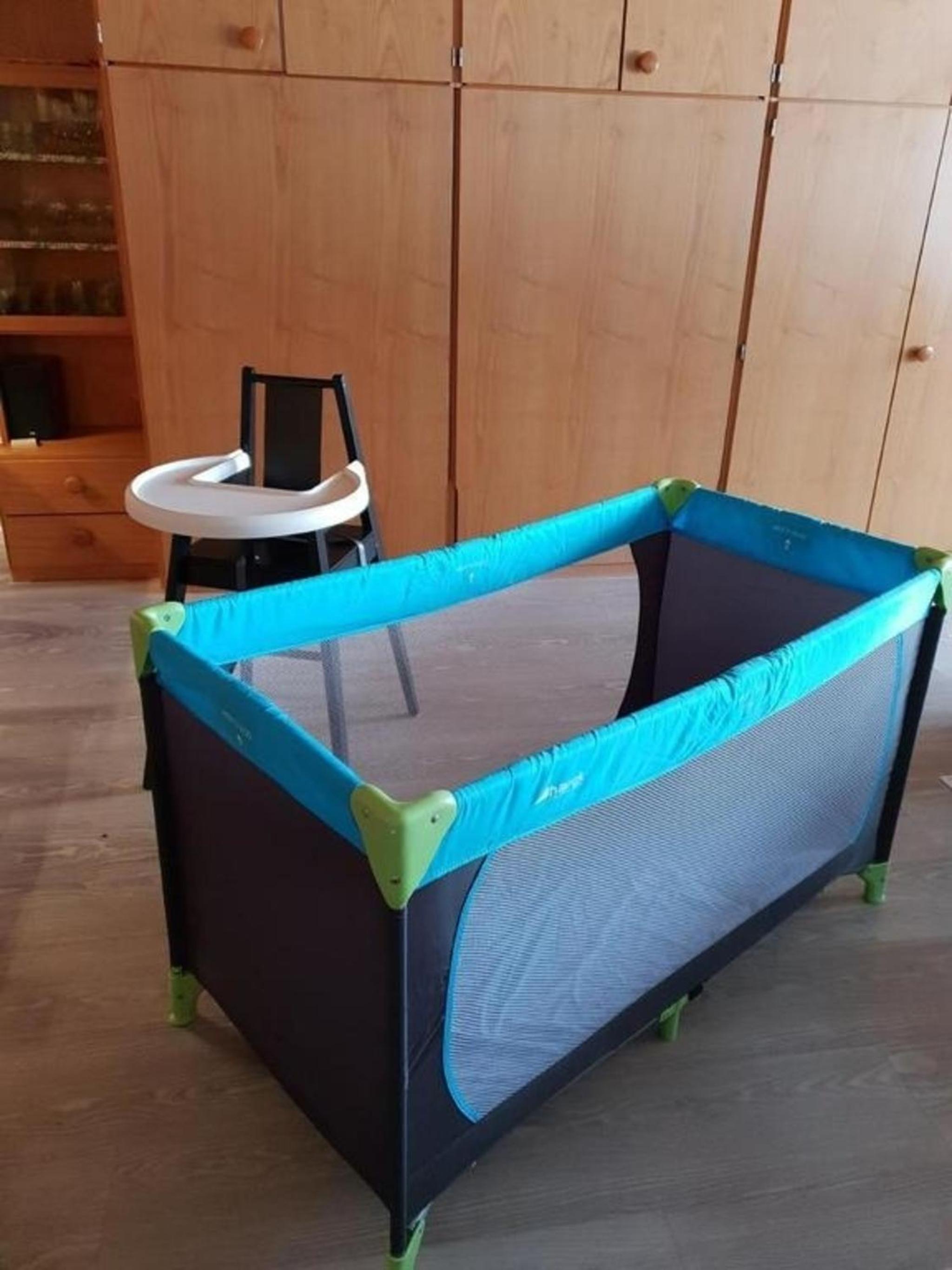2 12 Zimmer Familienwohnung