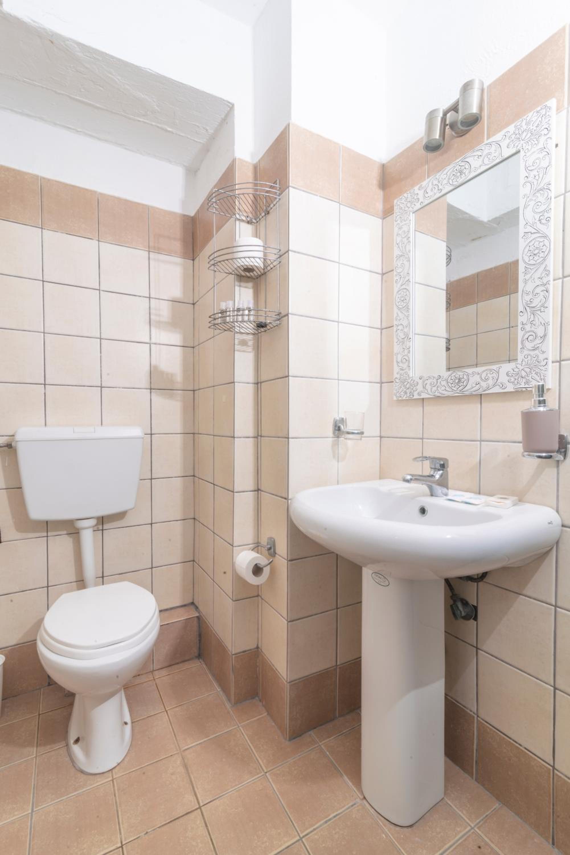 Faros Coastal Apartments