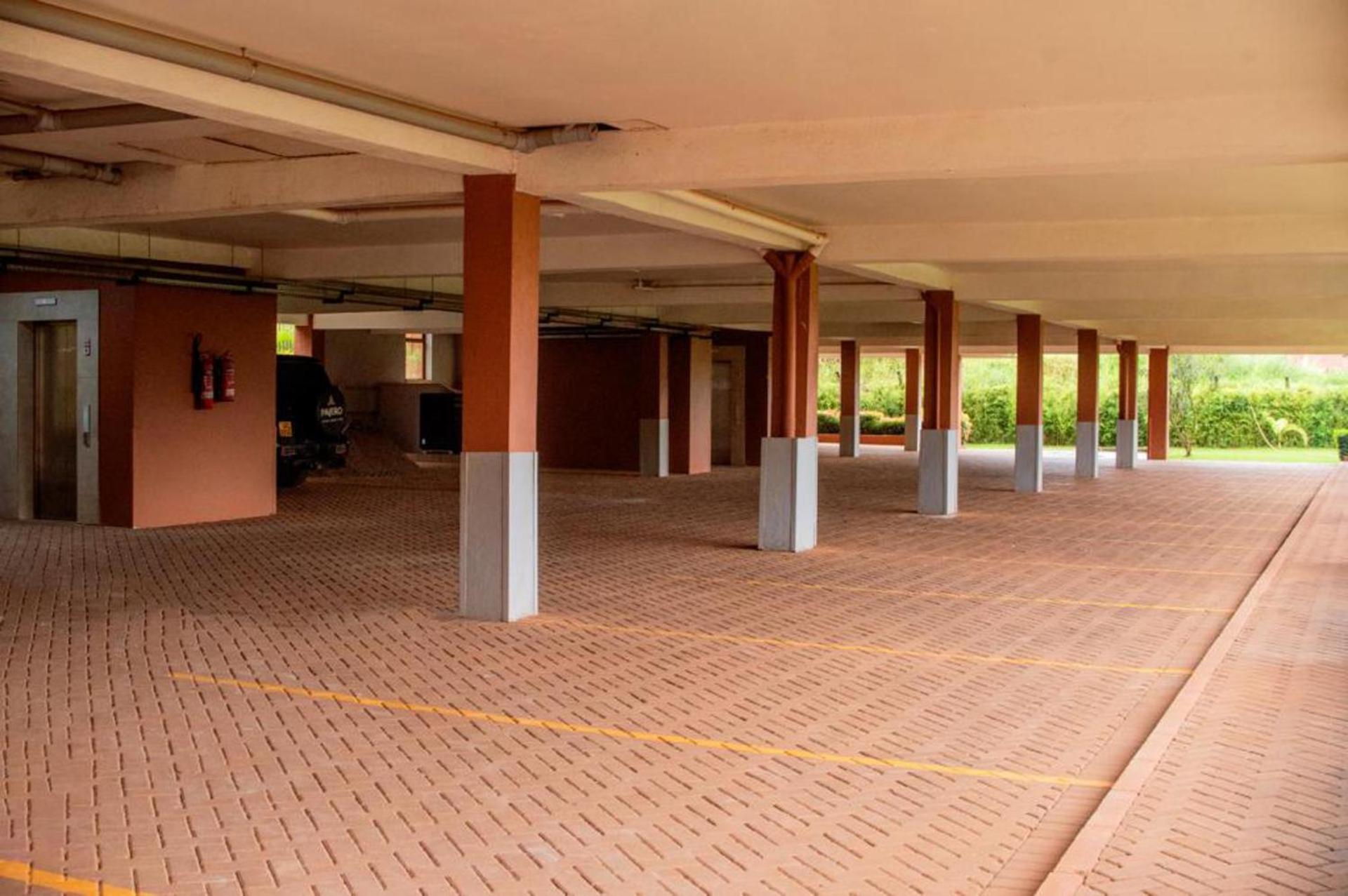 Luxury Cozy Kampala Apartment with 2 Bedrooms