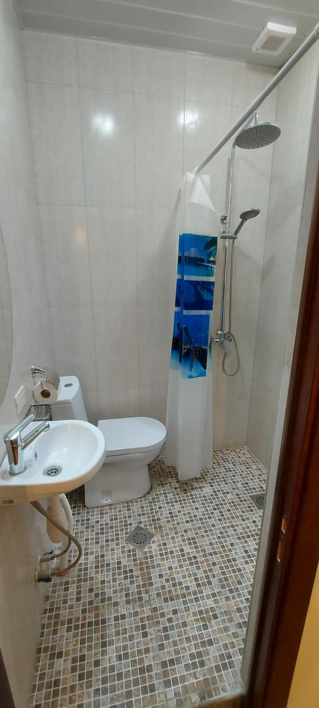 Kenut Hostel