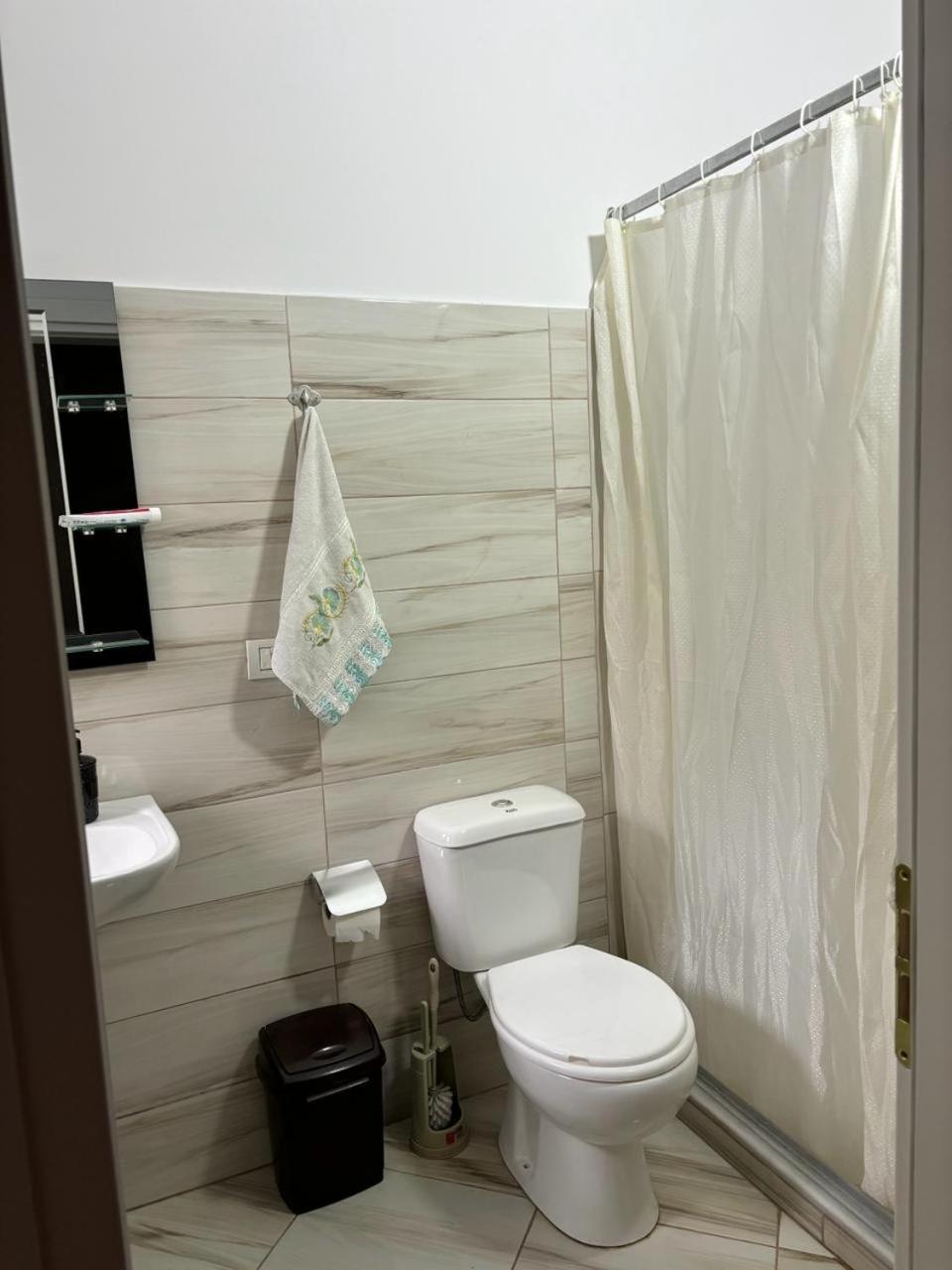 Guest House Adi Hoxha