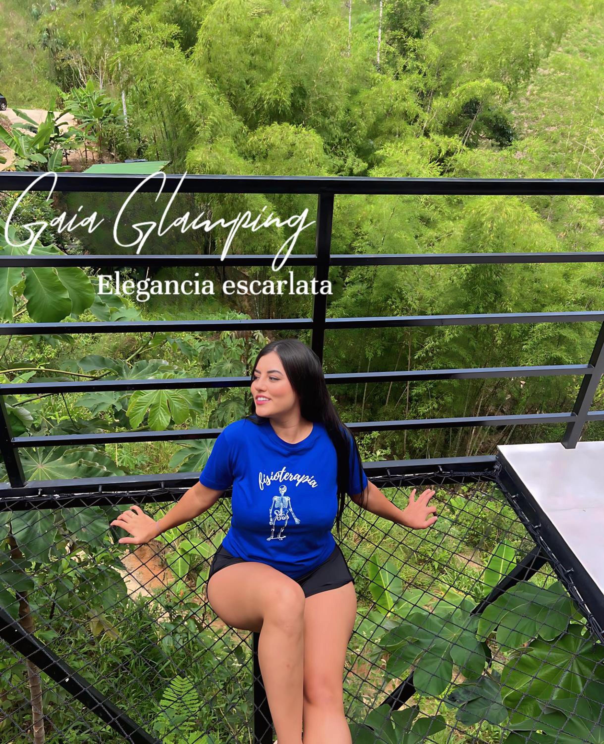 Gaia Elegancia escarlata extra 3
