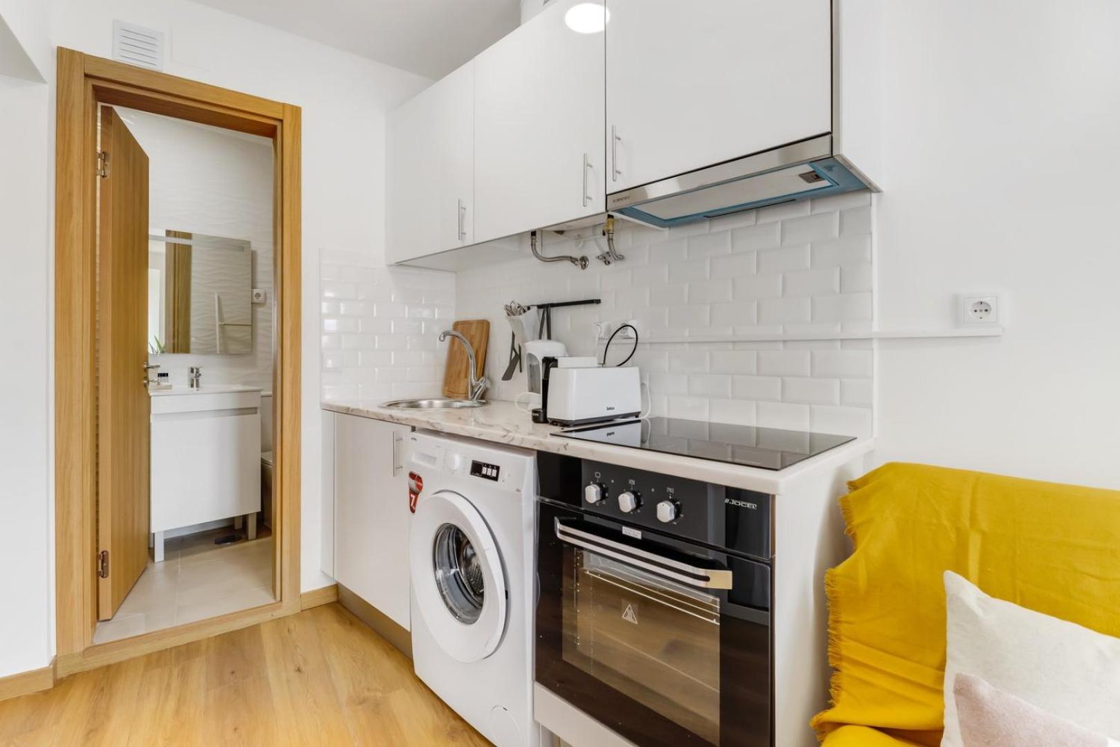 1BR cosy heart of Santos w AC | By Airnest view 2