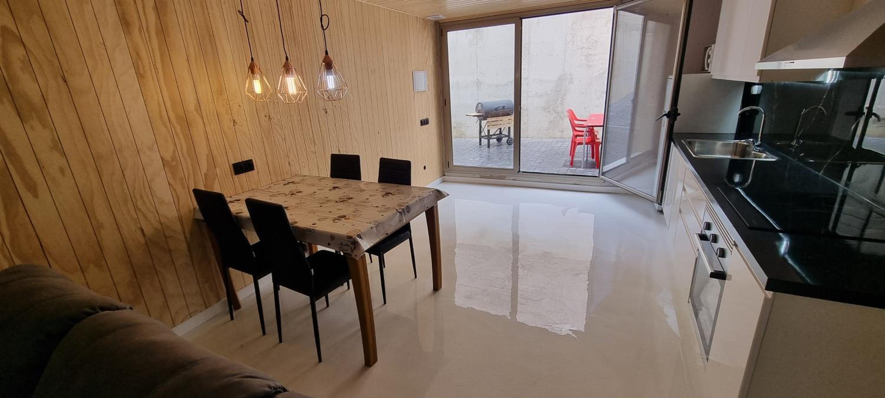 Apartamento Loft con 2 dormitorios, Jacuzzi y Garage view 4