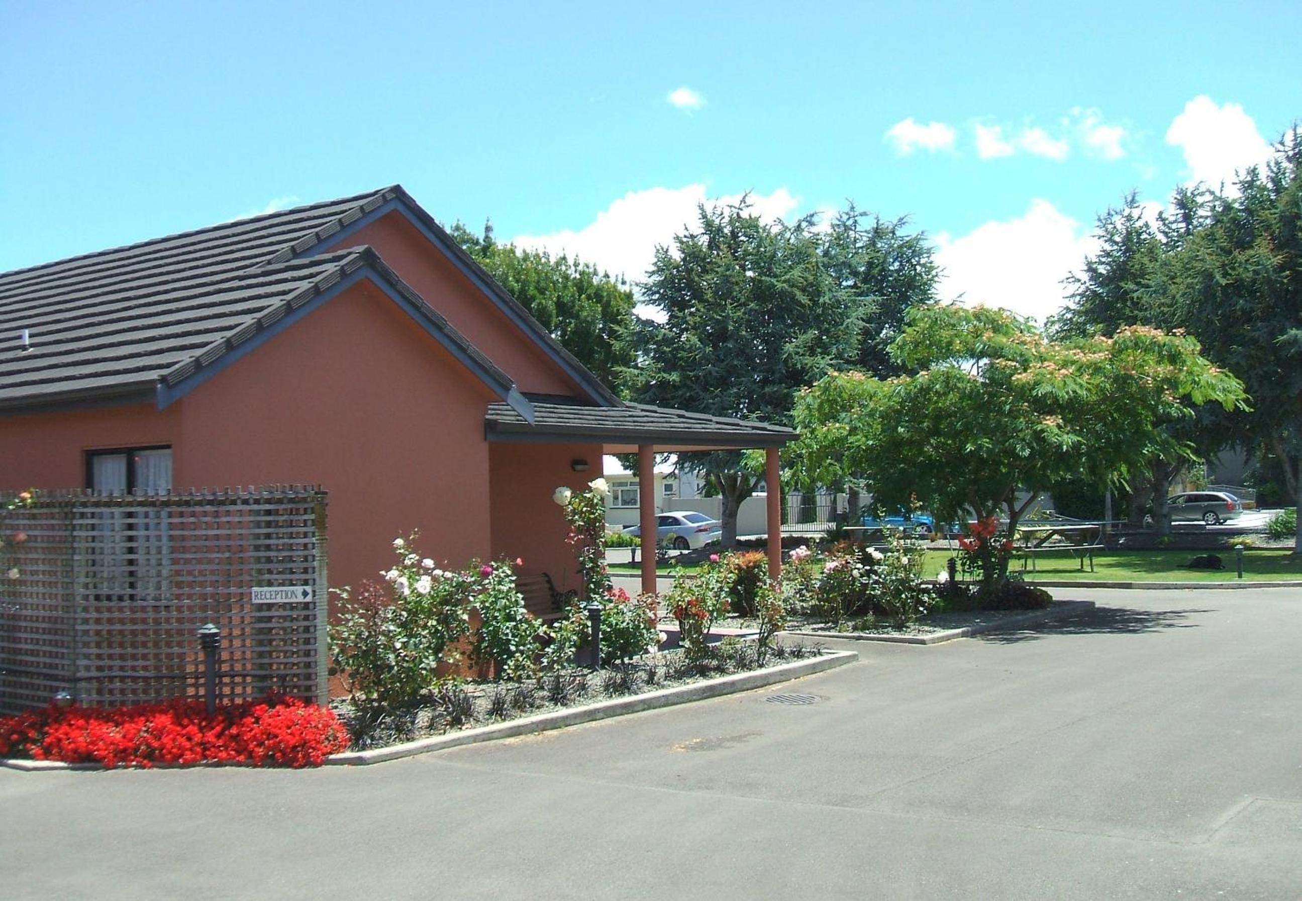 Pavilion Motel & Conference Centre