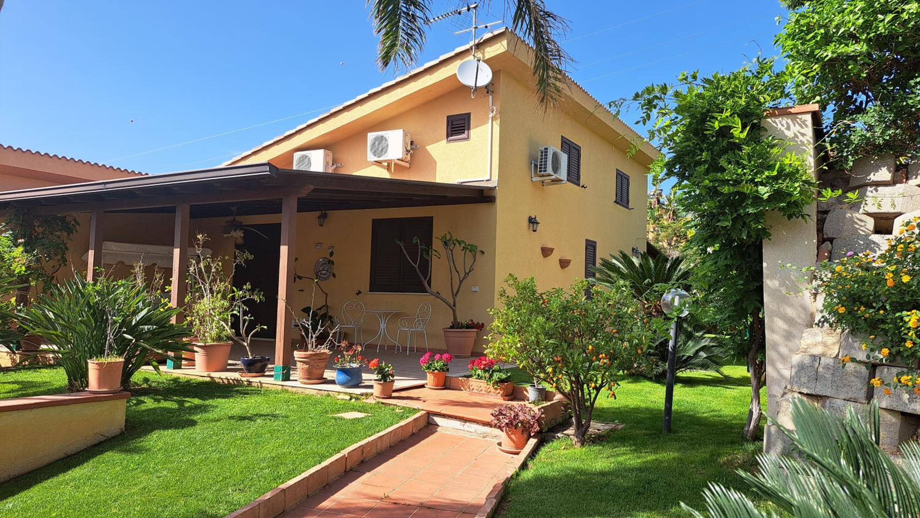 Villa Agae