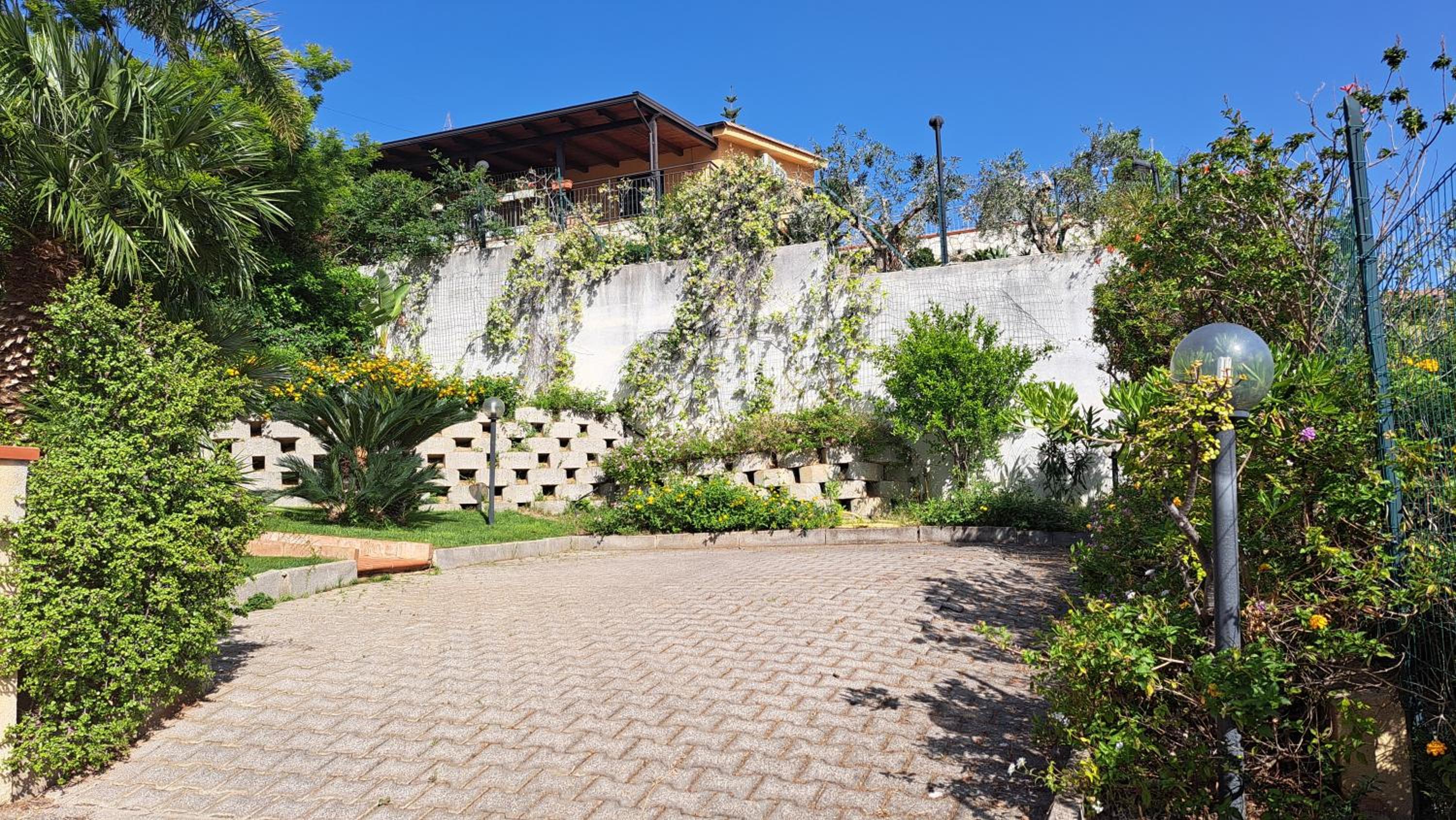 Villa Agae