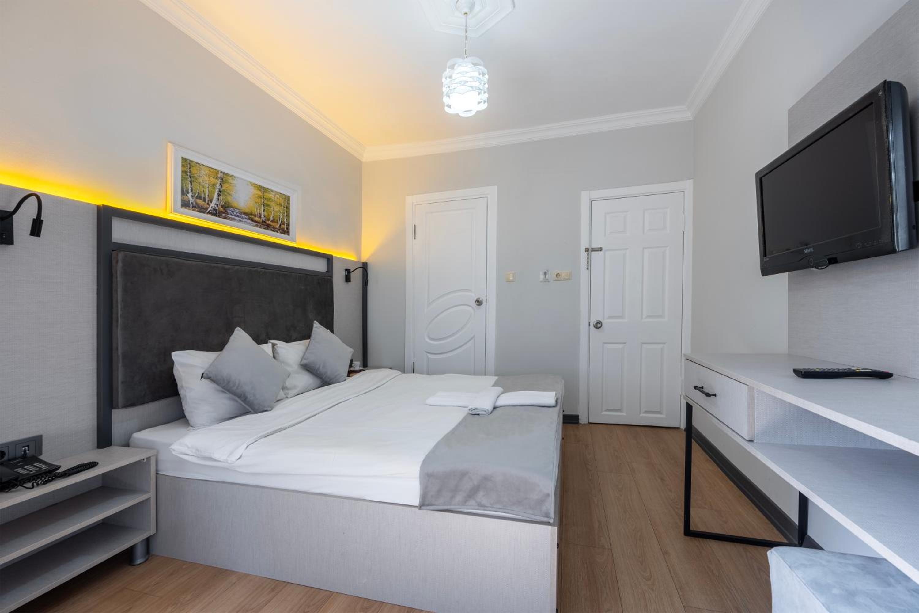 Taksim Trust Otel & Süitler - Image 48