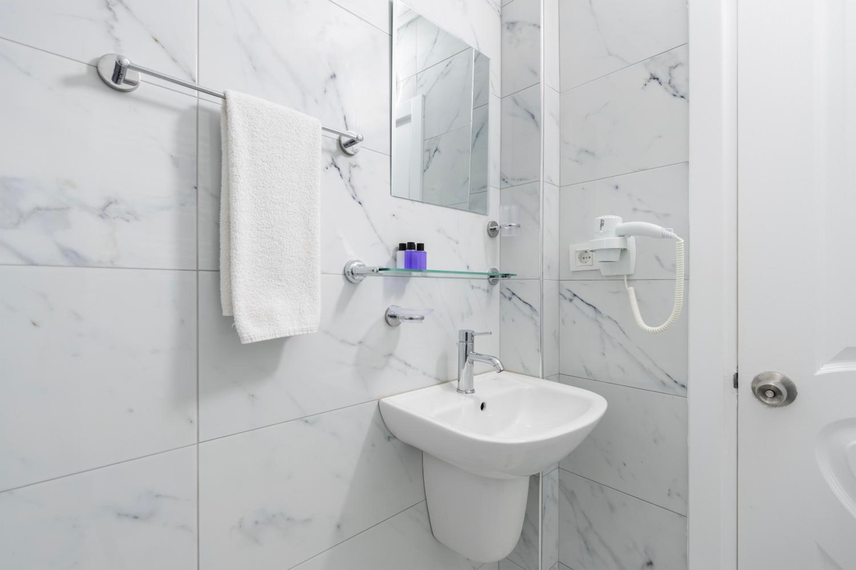 Taksim Trust Otel & Süitler - Image 63