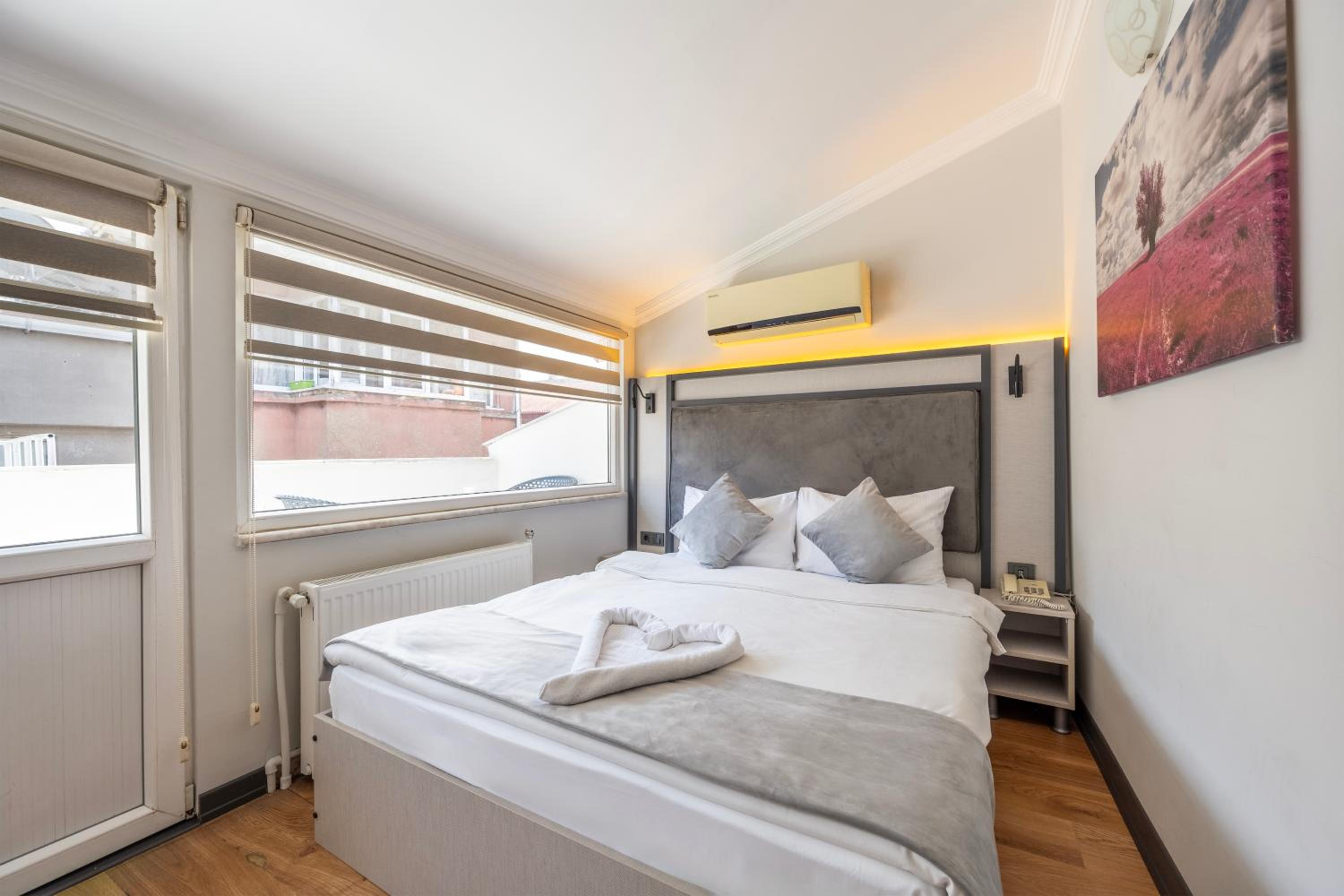 Taksim Trust Otel & Süitler - Image 65