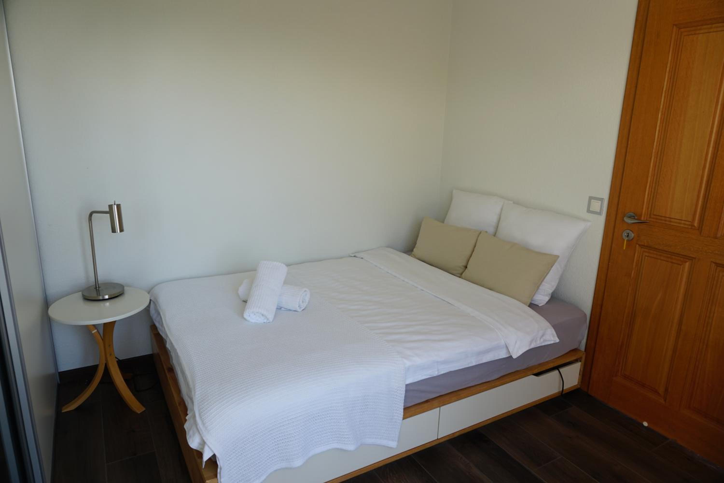 Lakeview Apartment-Lavaux