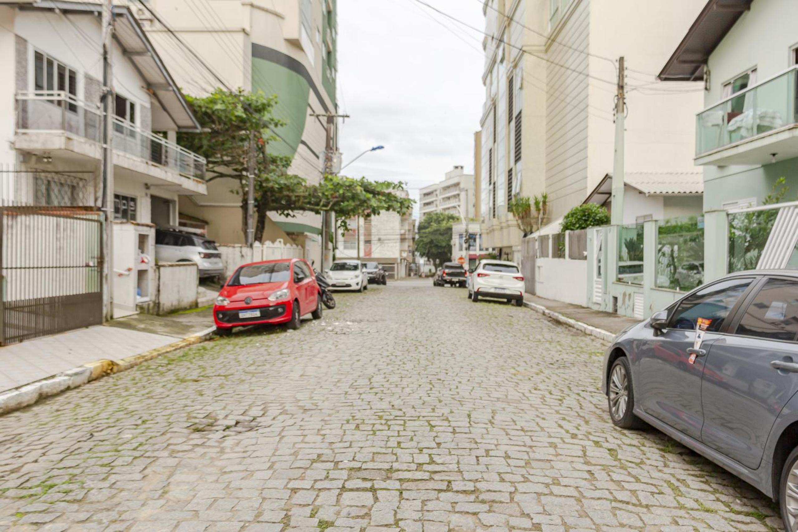 Conforto próximo a praia em Itapema UT8931