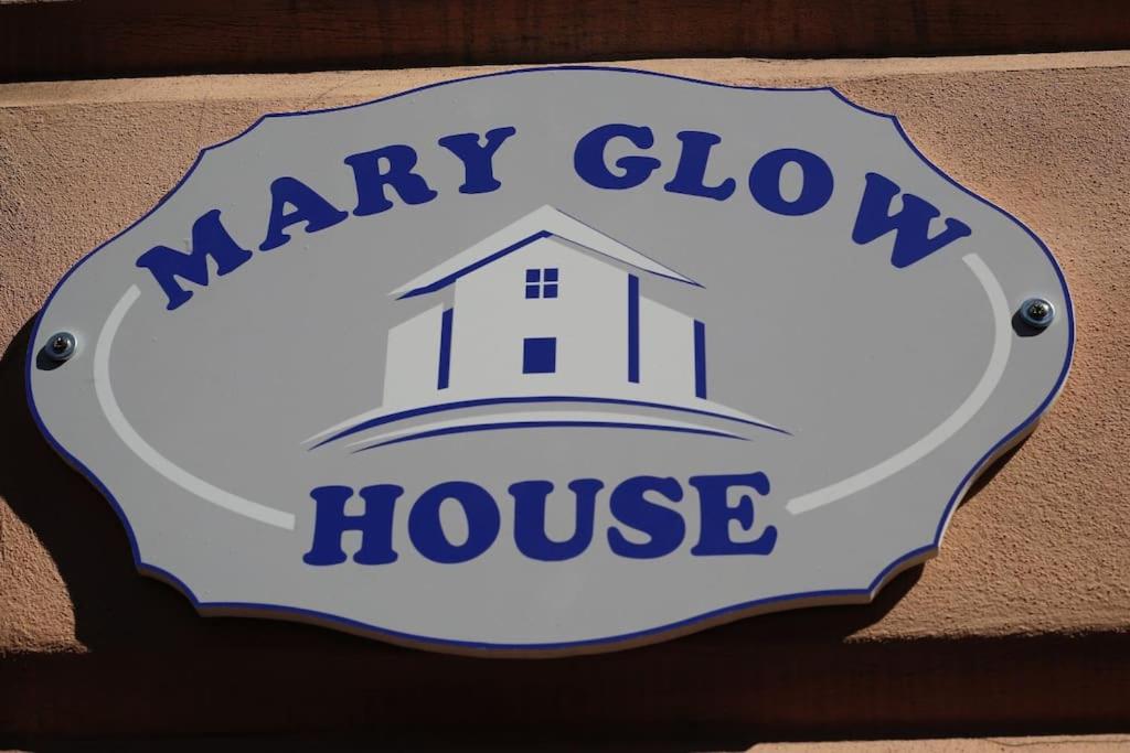 Sorrento Realty Holidays - Mary Glow photo 3
