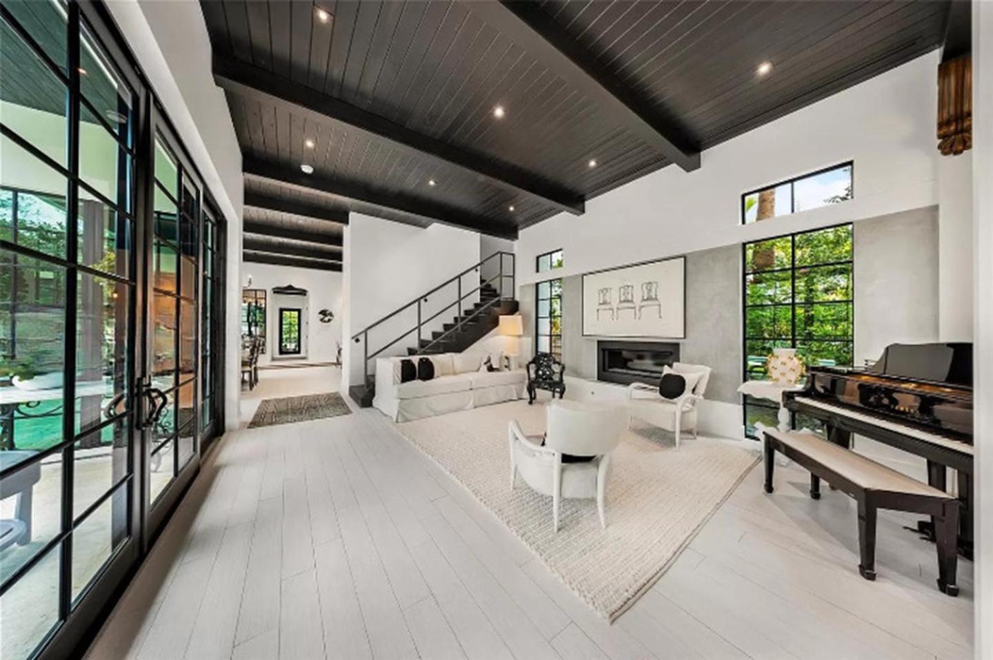 Tons of Natural Light Private Star Home