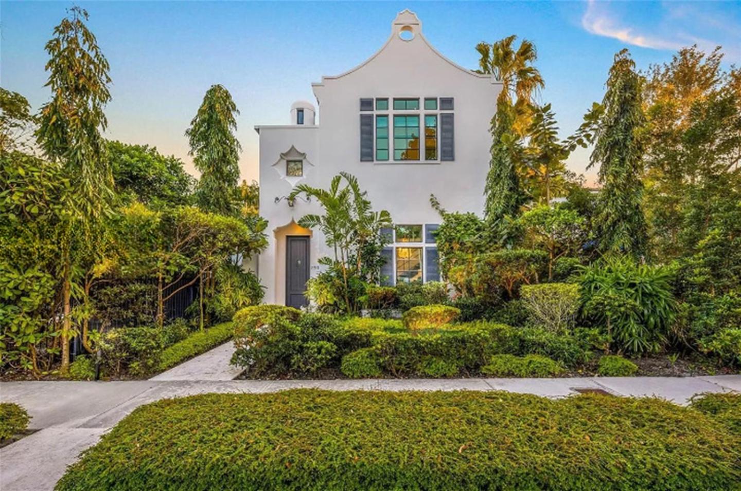 Tons of Natural Light Private Star Home