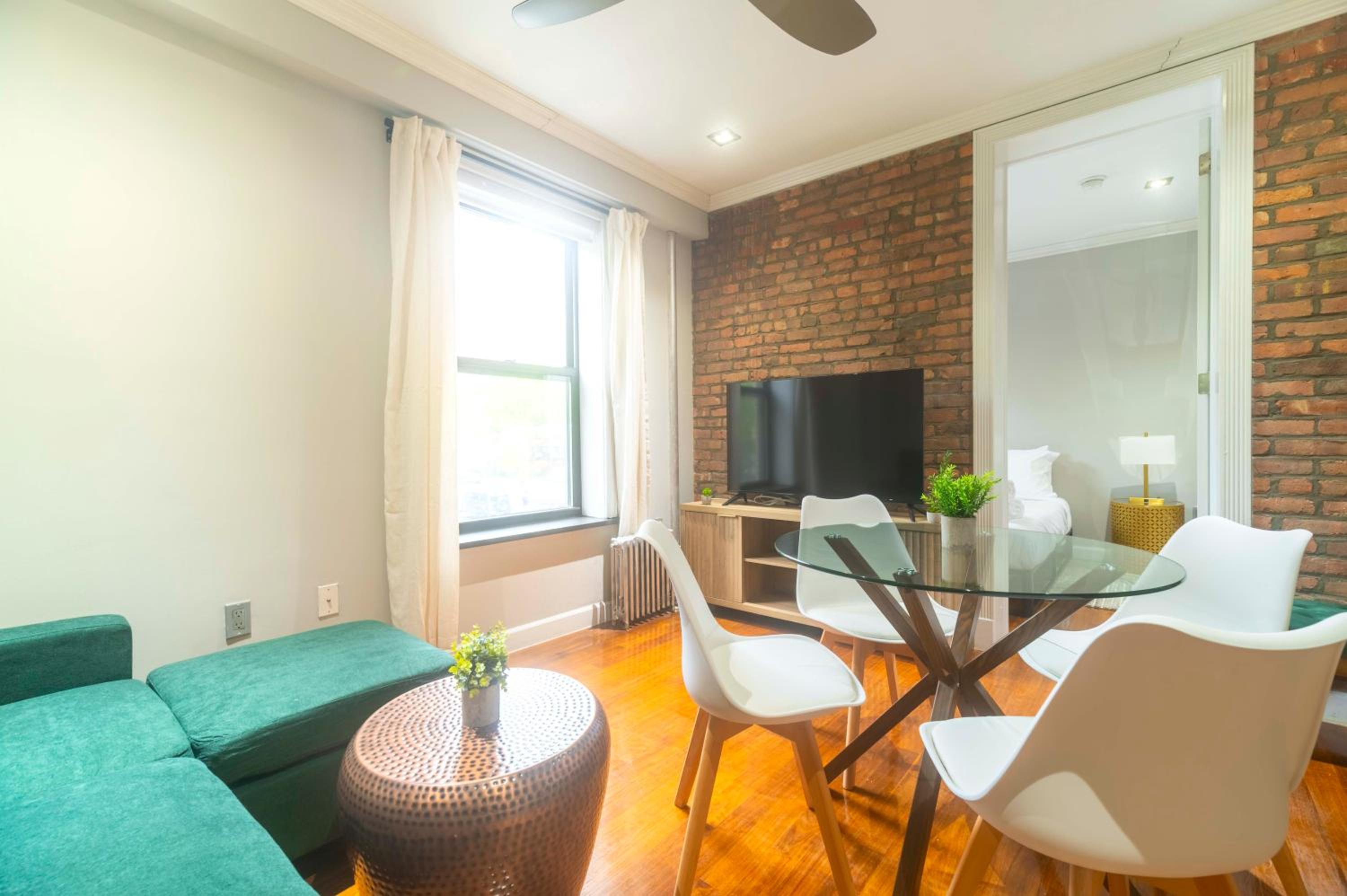 New York Stylish 2BR Apartment in Manhattan