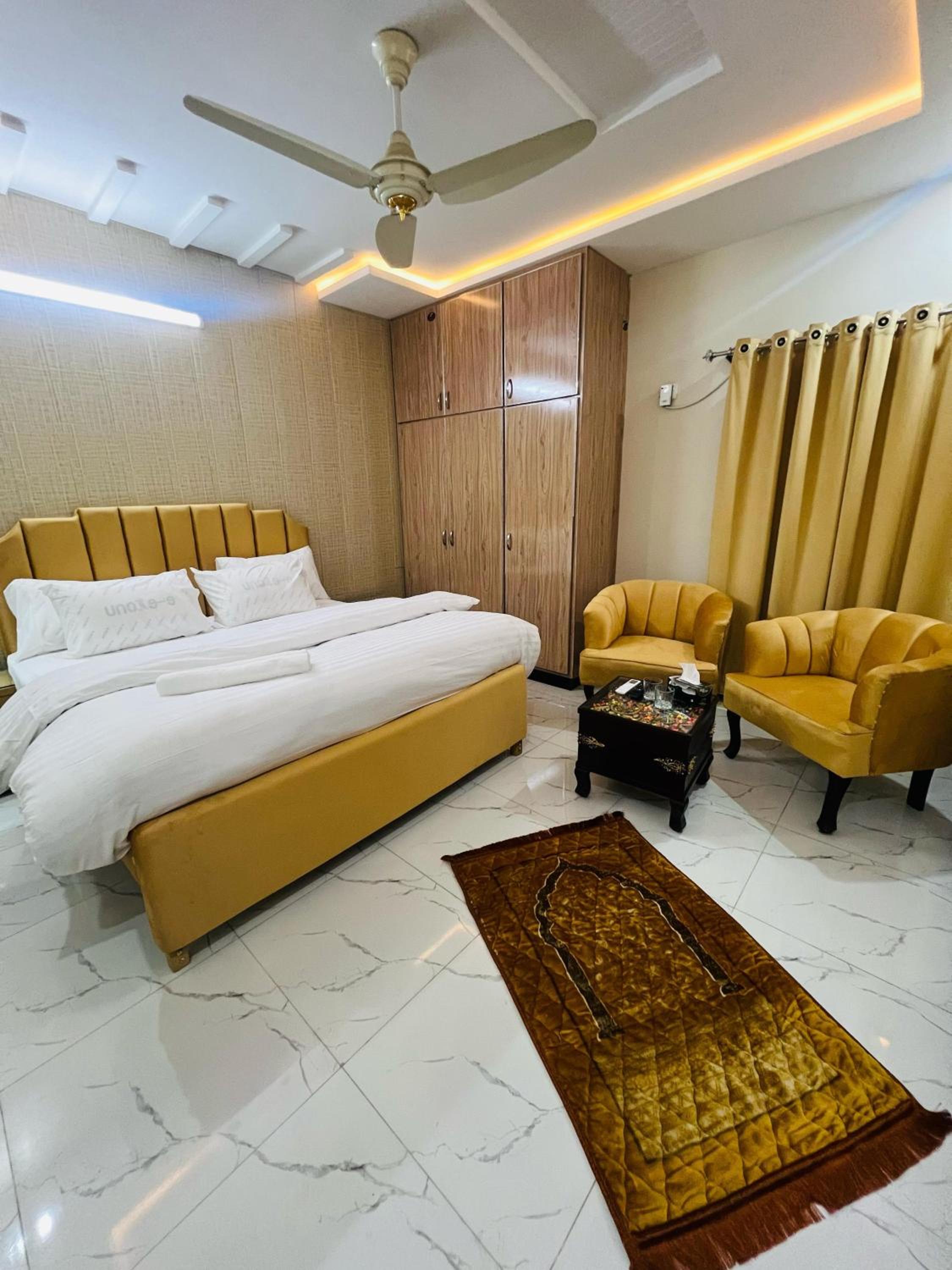 Airway Guest house view 4