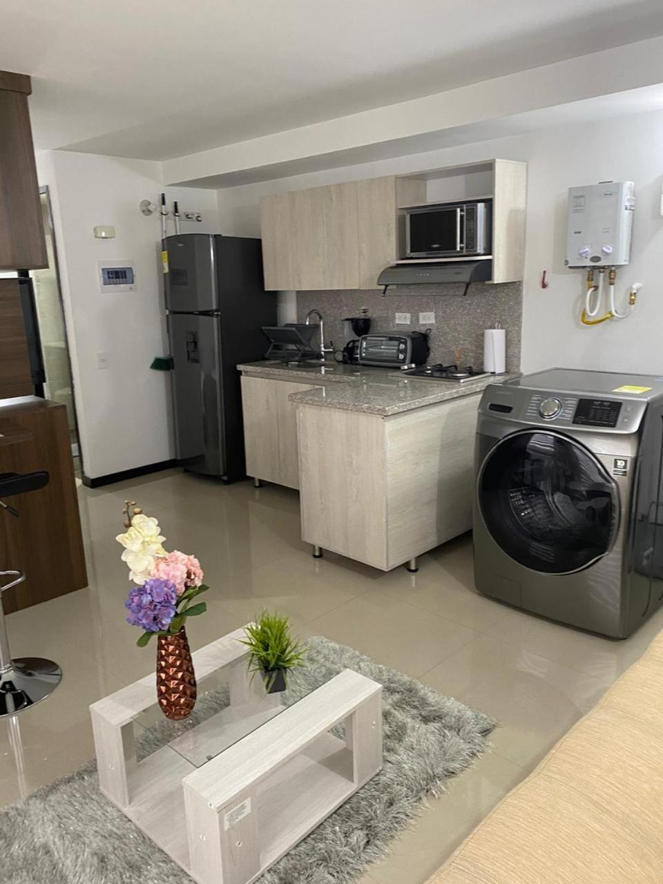 2104 Apartamento Poblado en la zona rosa de medellín