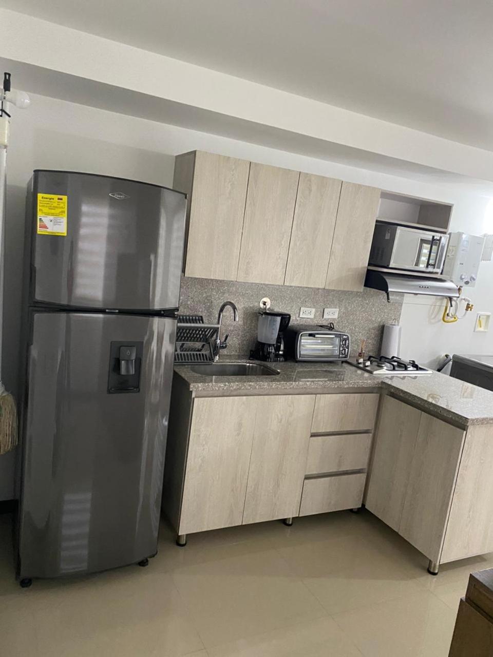 2104 Apartamento Poblado en la zona rosa de medellín
