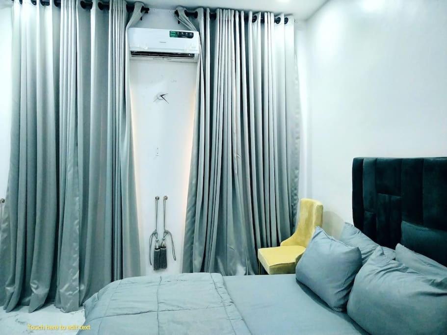 Kings' Place Room Lekki 24hrs electricity