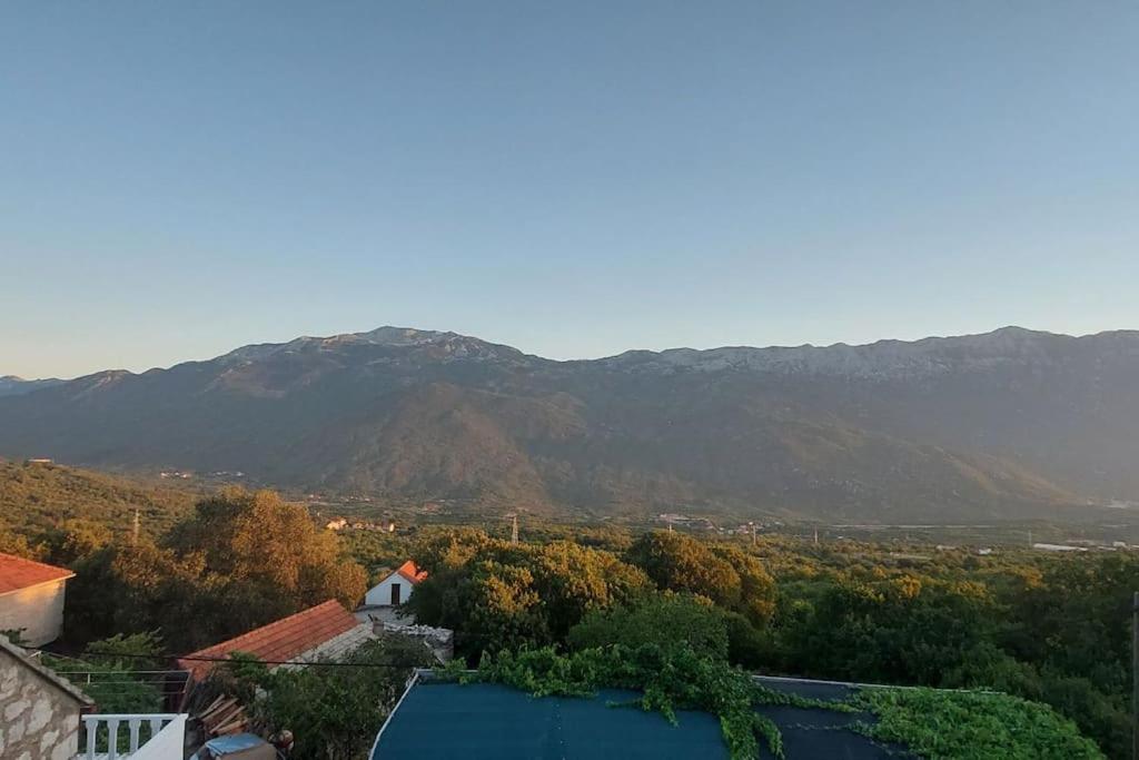 Amazing Apartment near Makarska , Split and Imotski